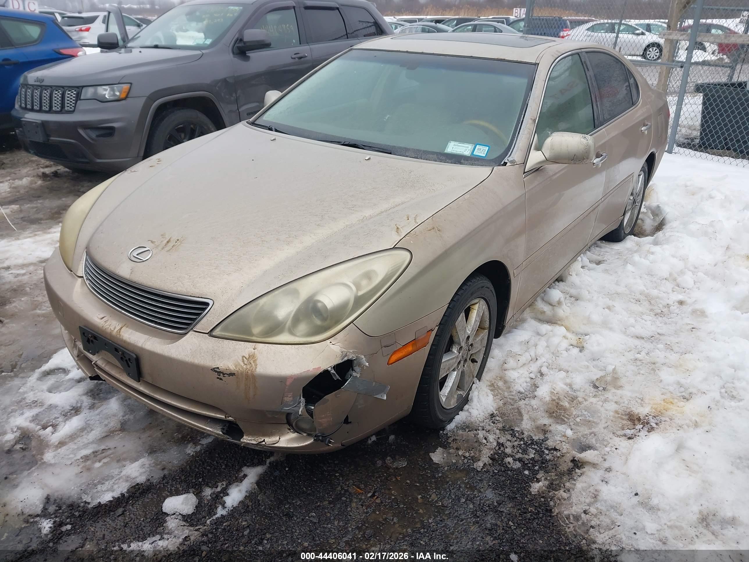 LEXUS ES image 2