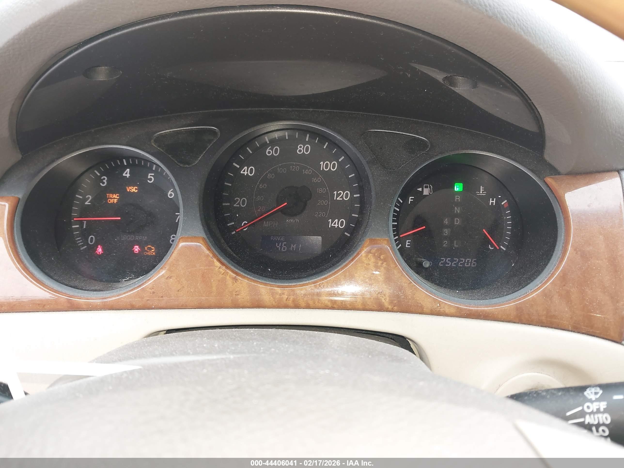 LEXUS ES image 7
