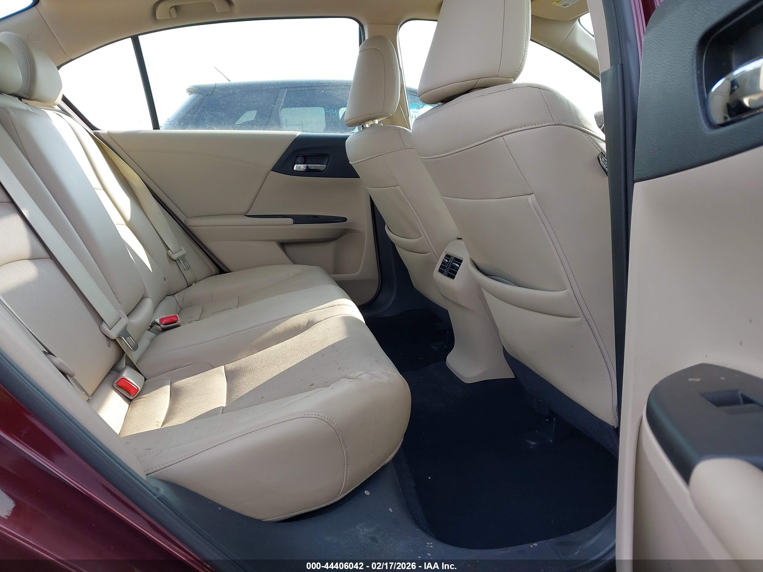 HONDA ACCORD image 8