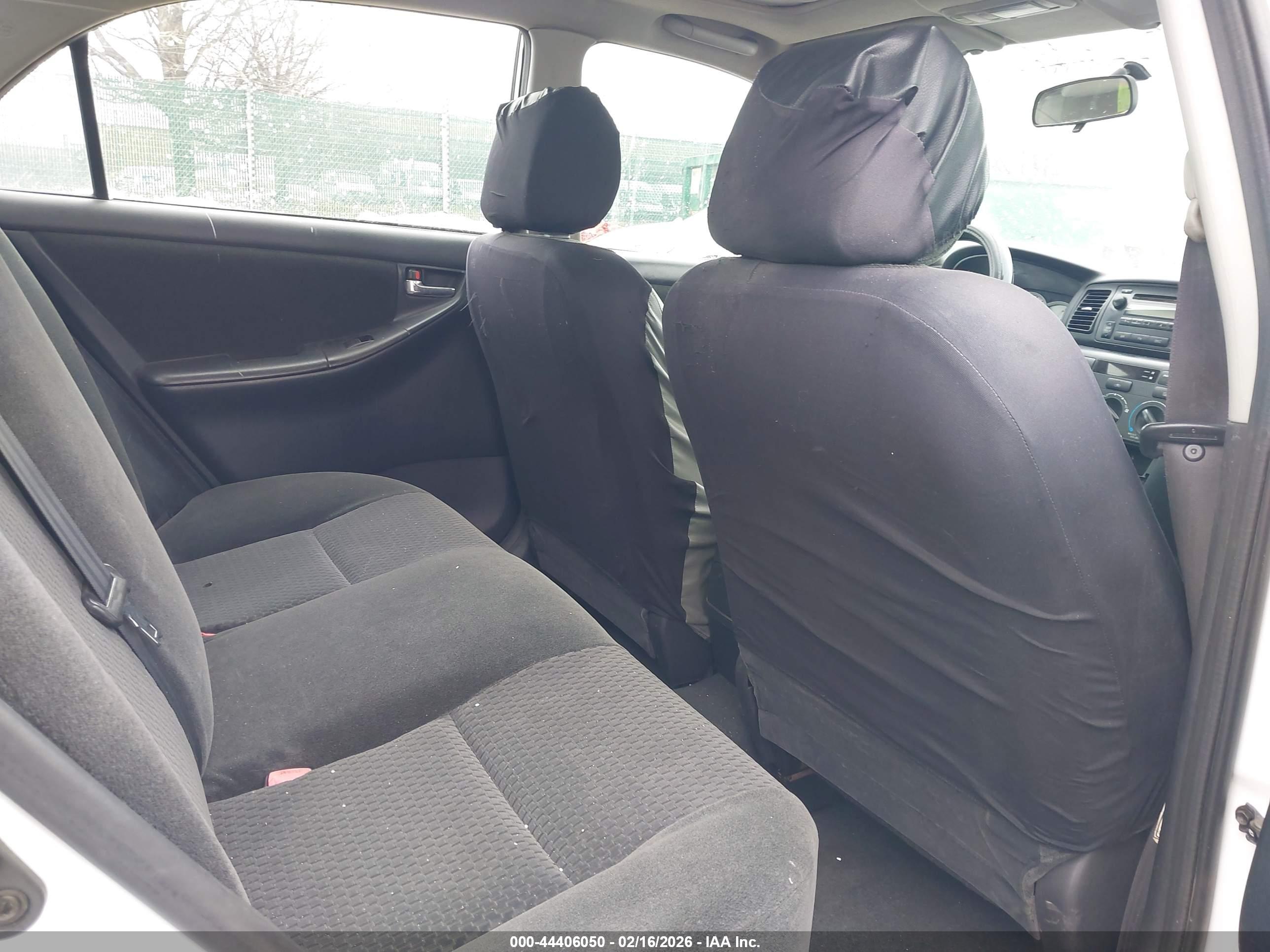 TOYOTA COROLLA image 8