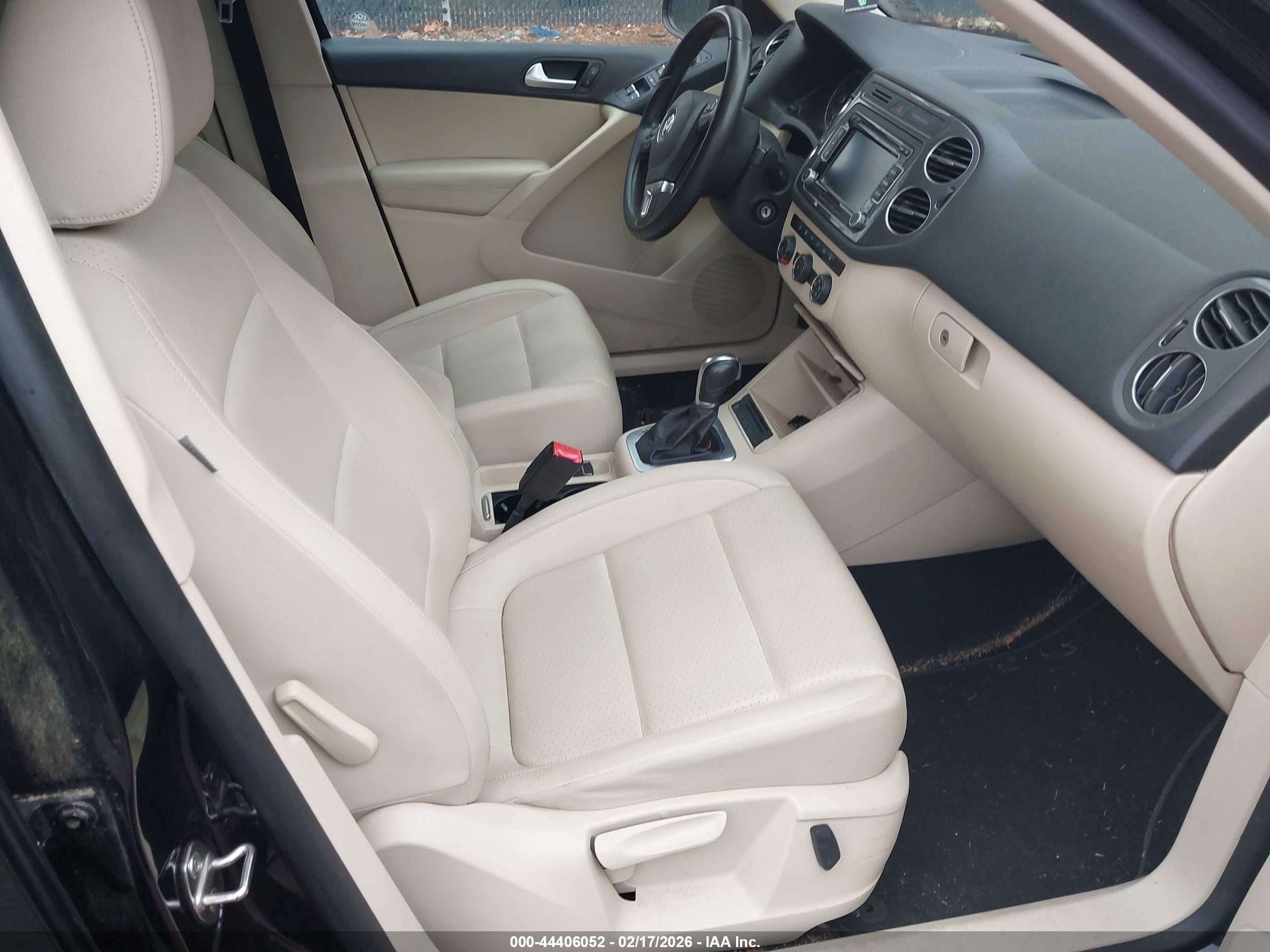 VOLKSWAGEN TIGUAN image 5