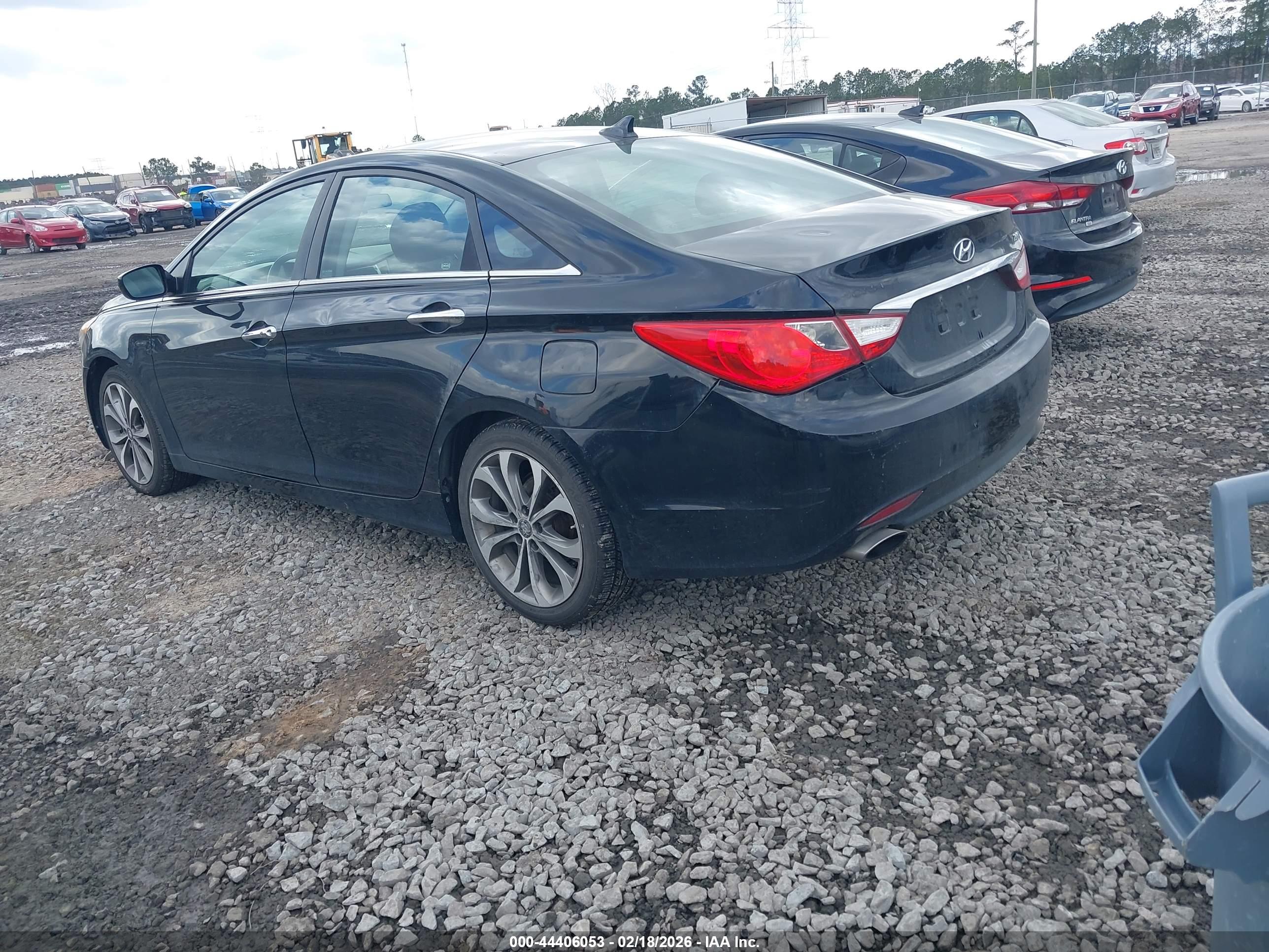 HYUNDAI SONATA image 3