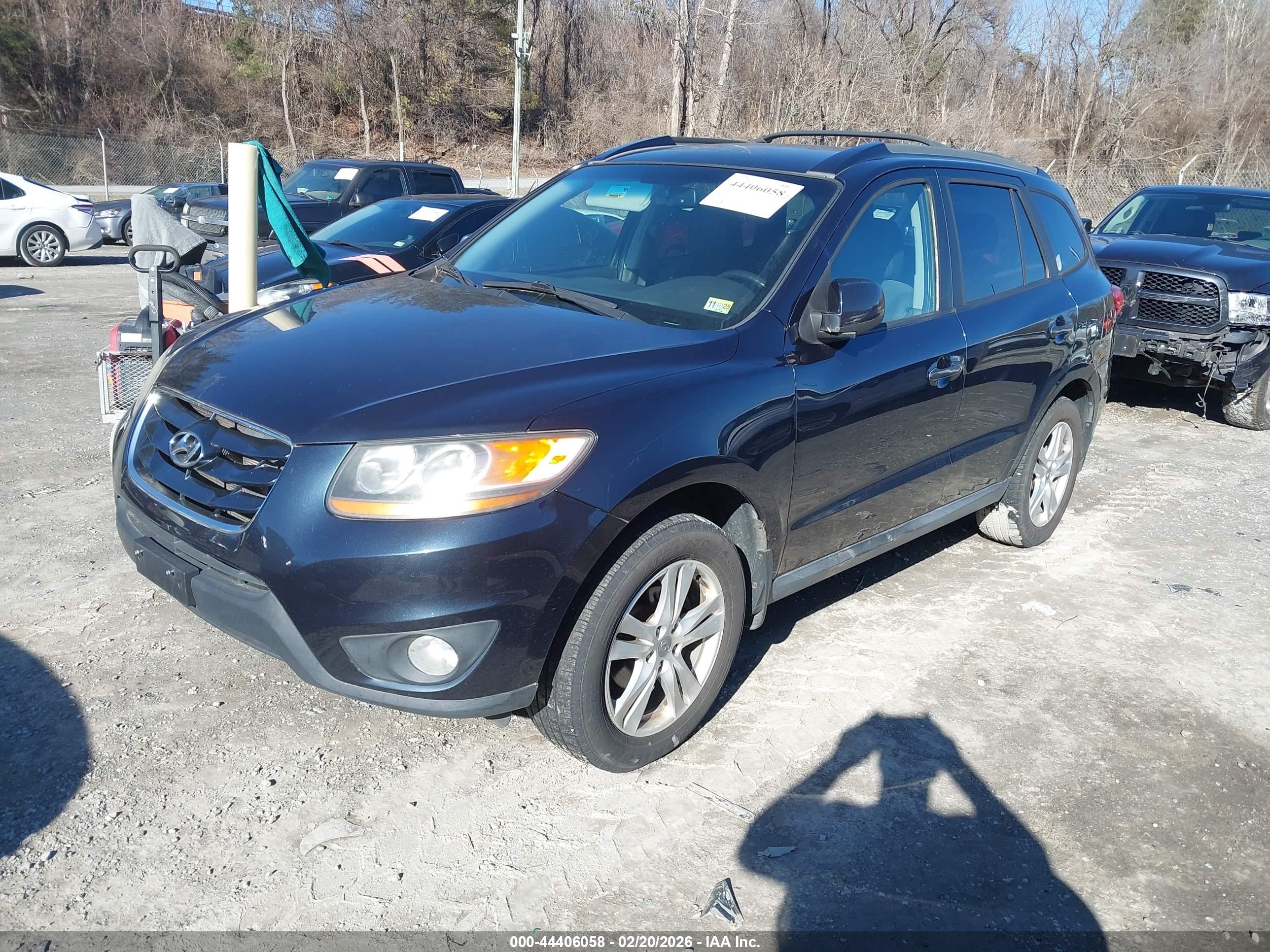 HYUNDAI SANTA image 2