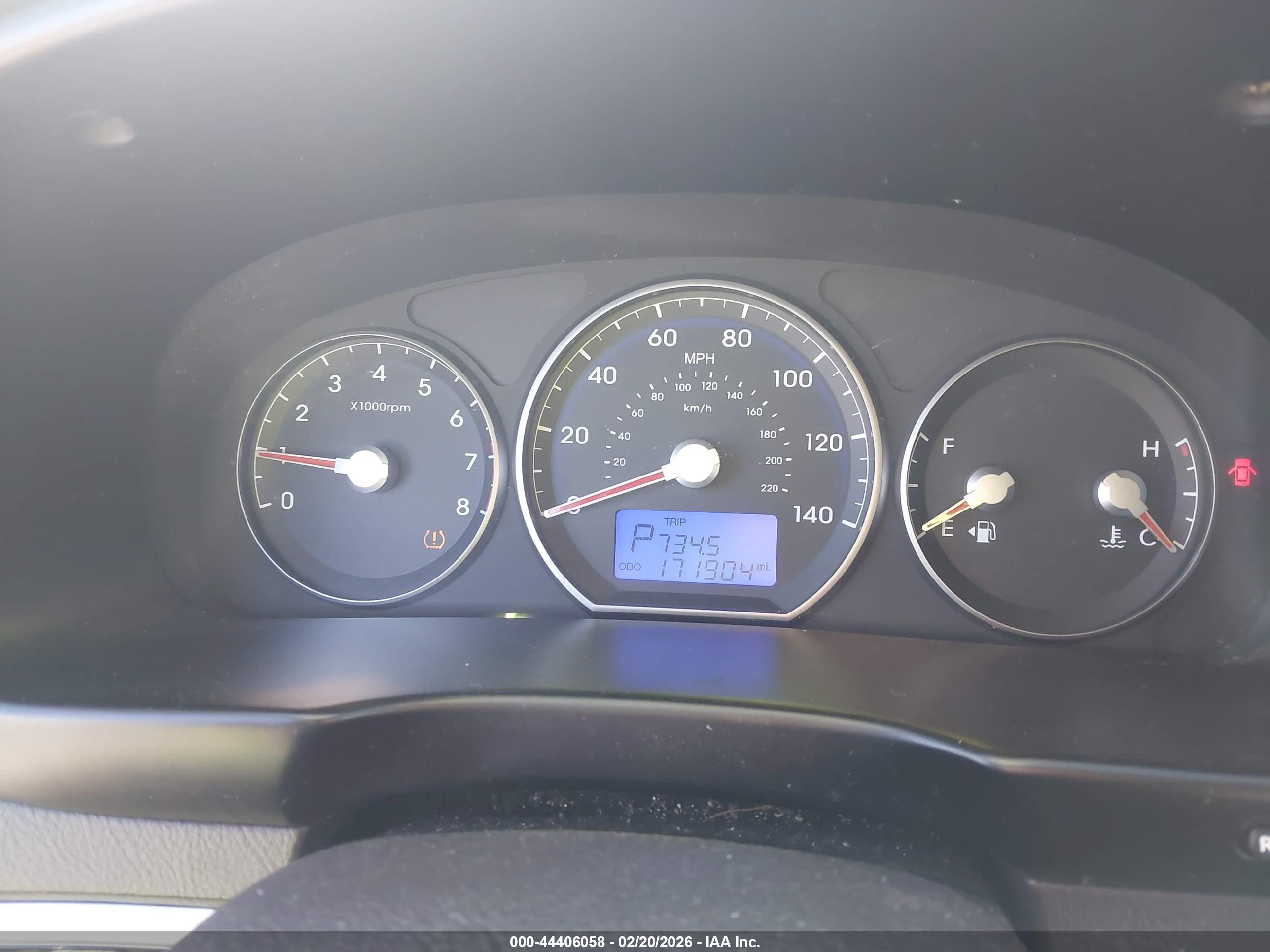 HYUNDAI SANTA image 7