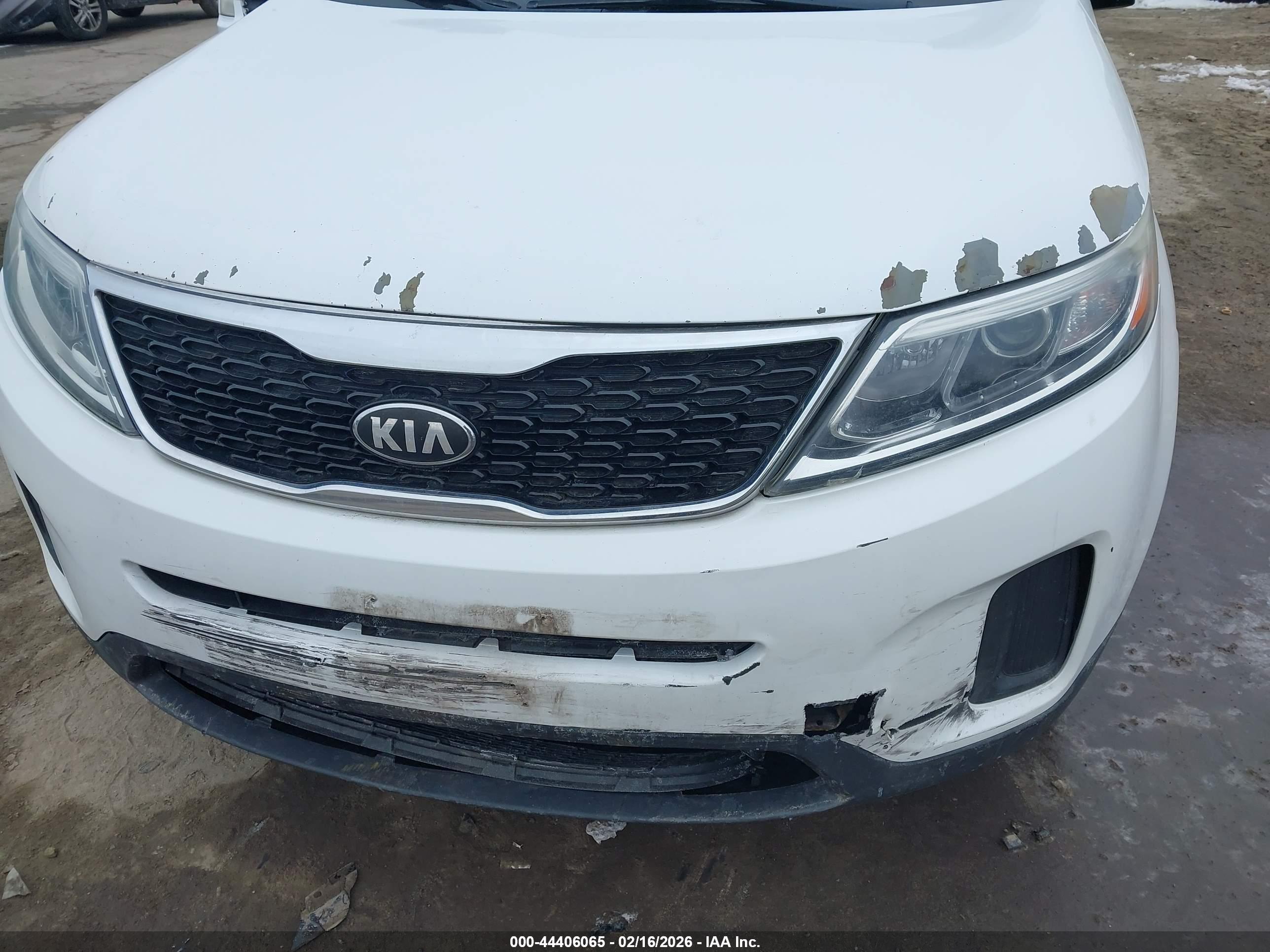 KIA SORENTO image 6