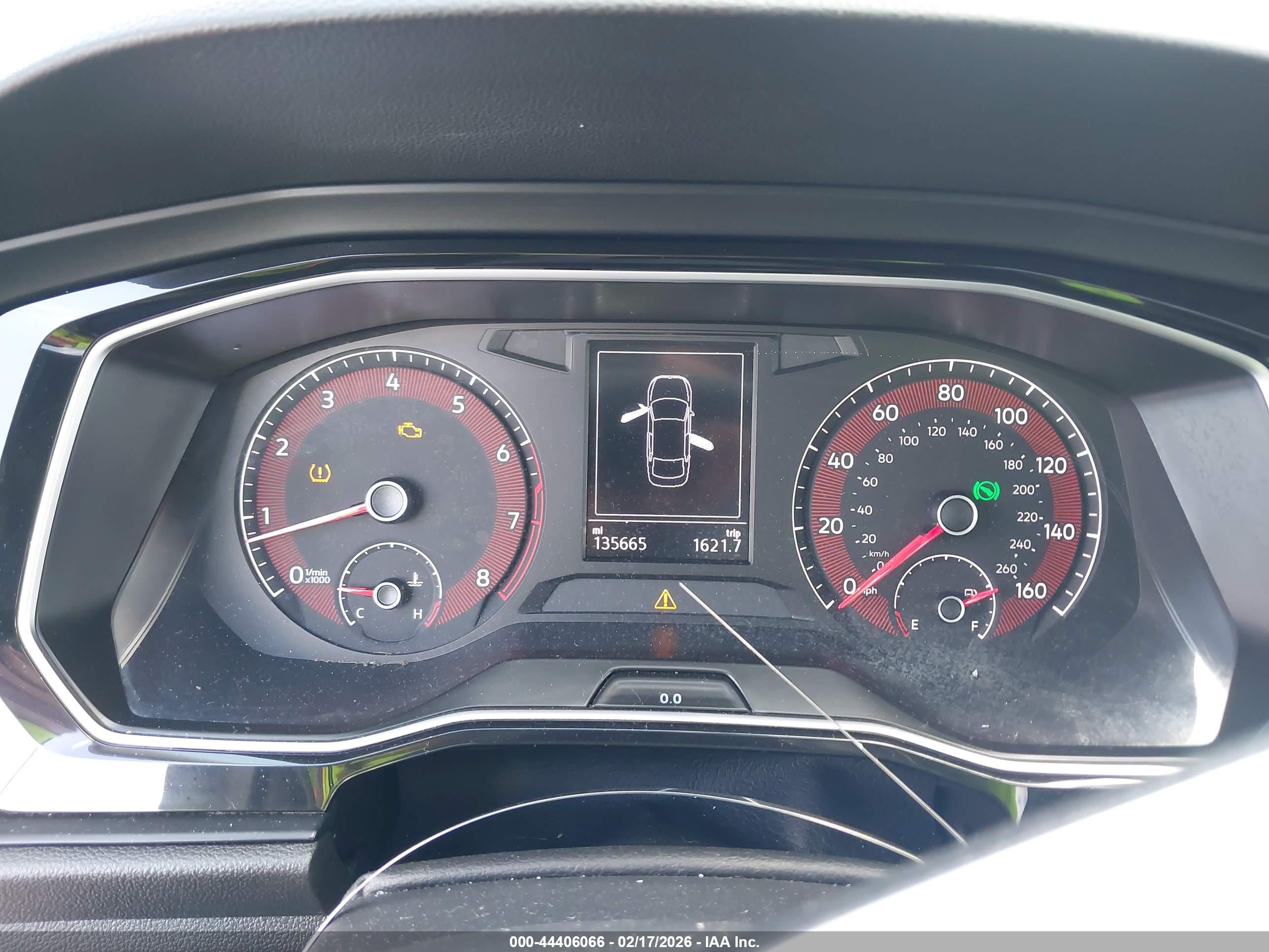 VOLKSWAGEN JETTA image 7