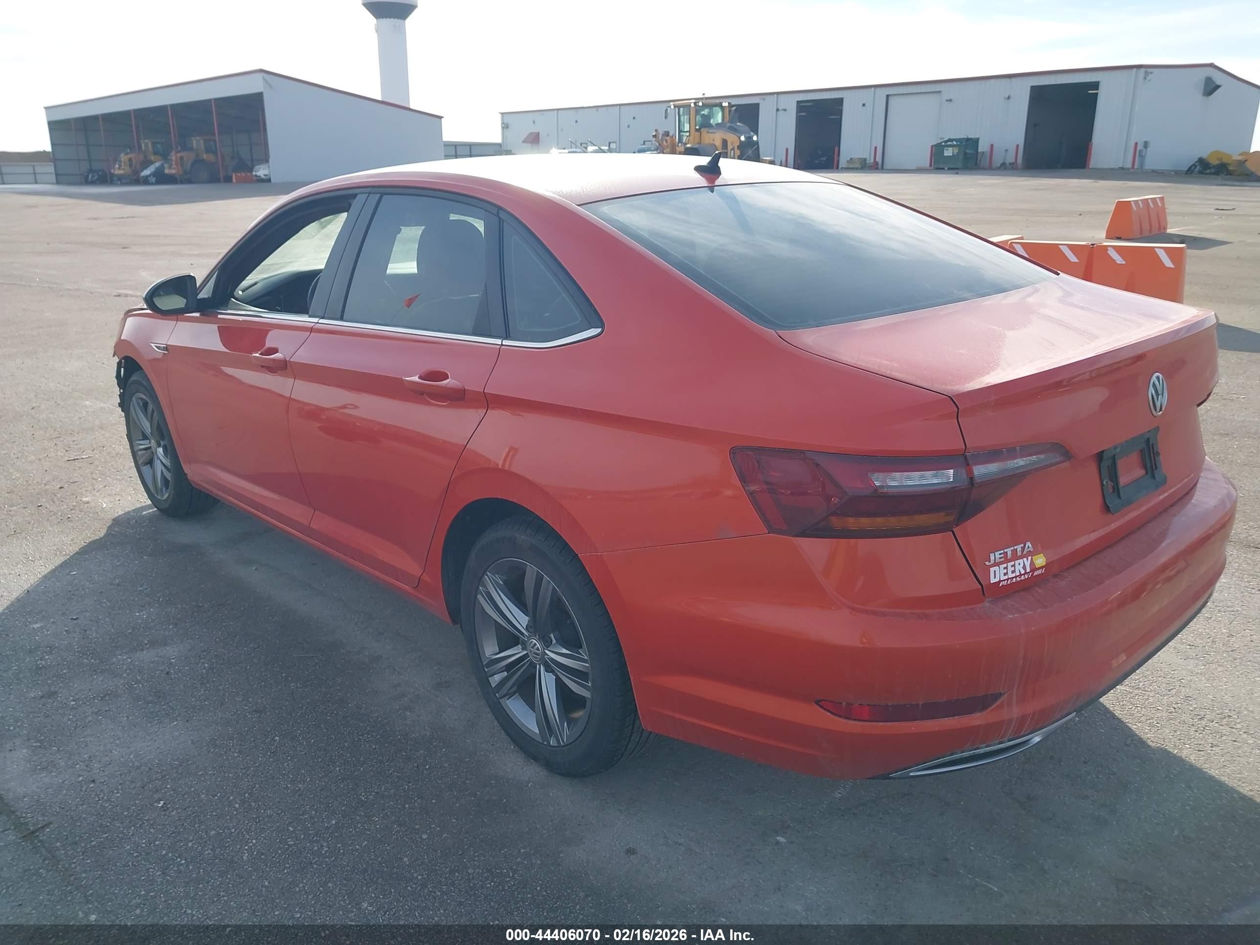 VOLKSWAGEN JETTA image 3