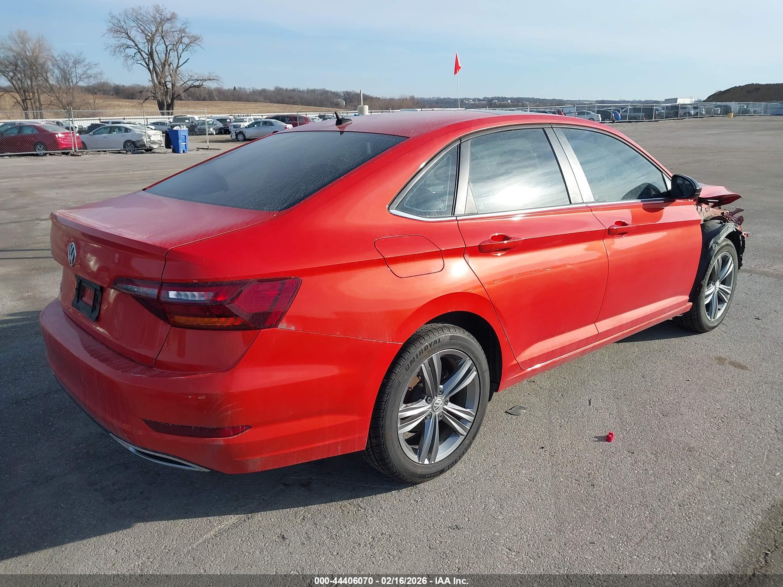 VOLKSWAGEN JETTA image 4