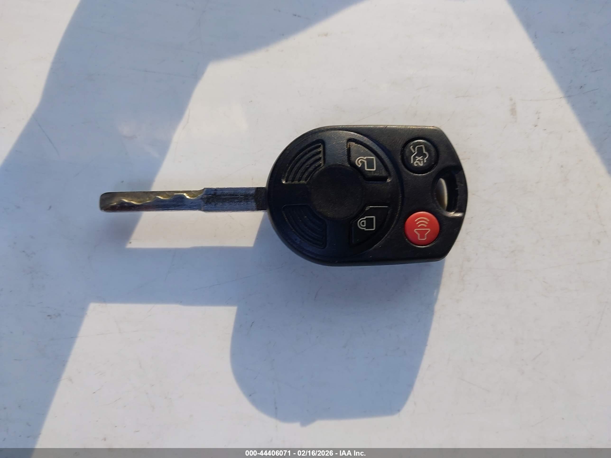 FORD ESCAPE image 11