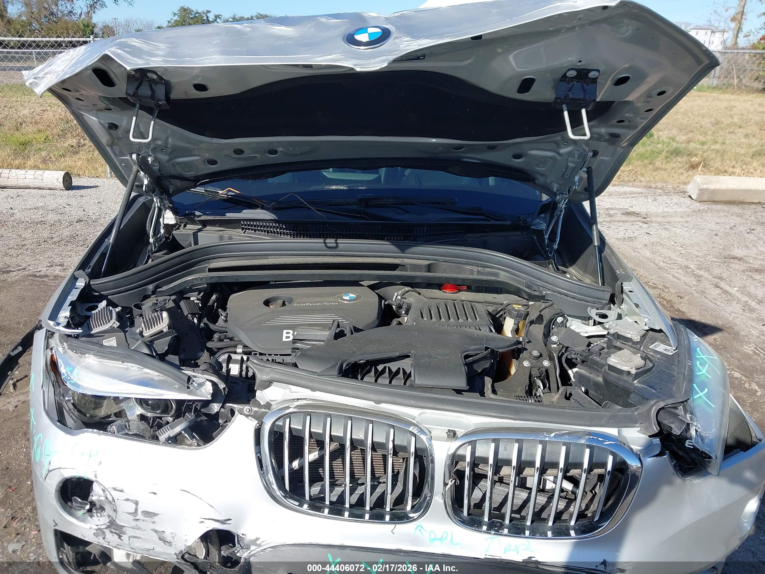 BMW X1 image 10