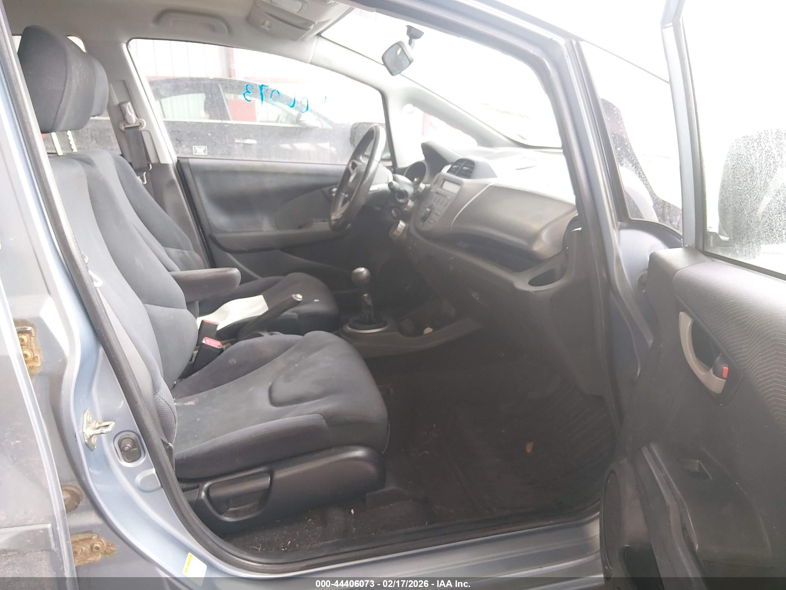 HONDA FIT image 5