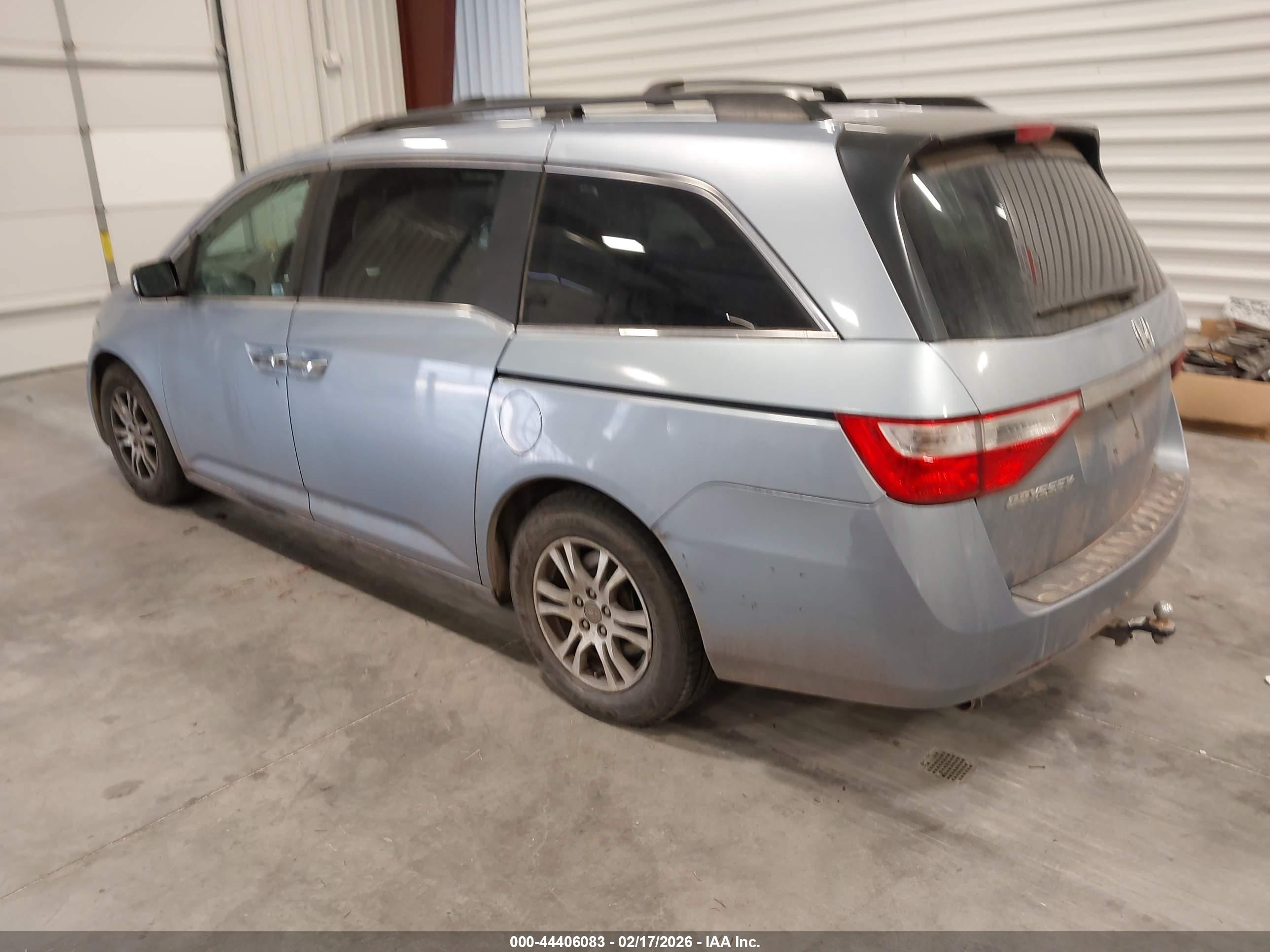 HONDA ODYSSEY image 3