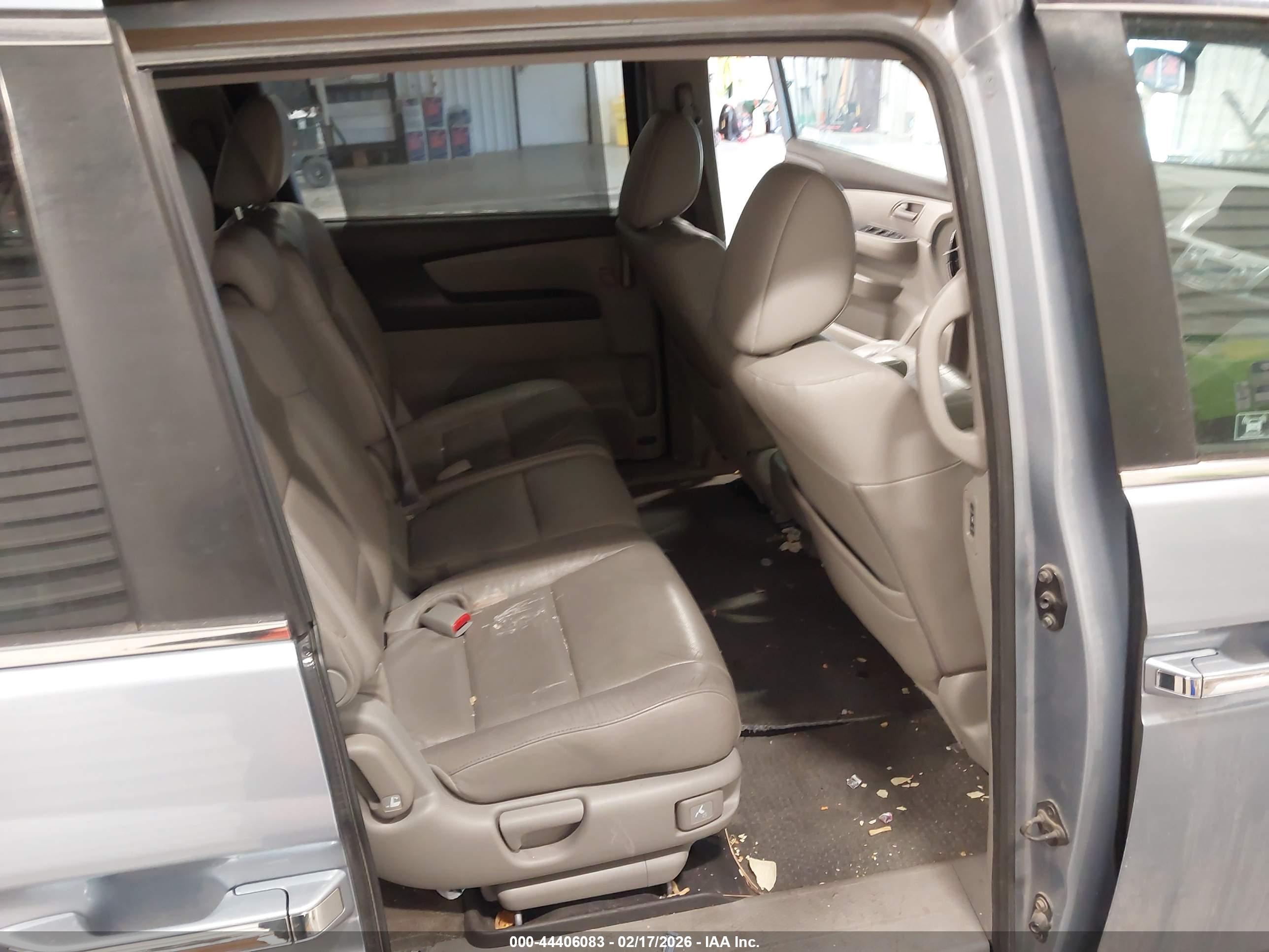 HONDA ODYSSEY image 8