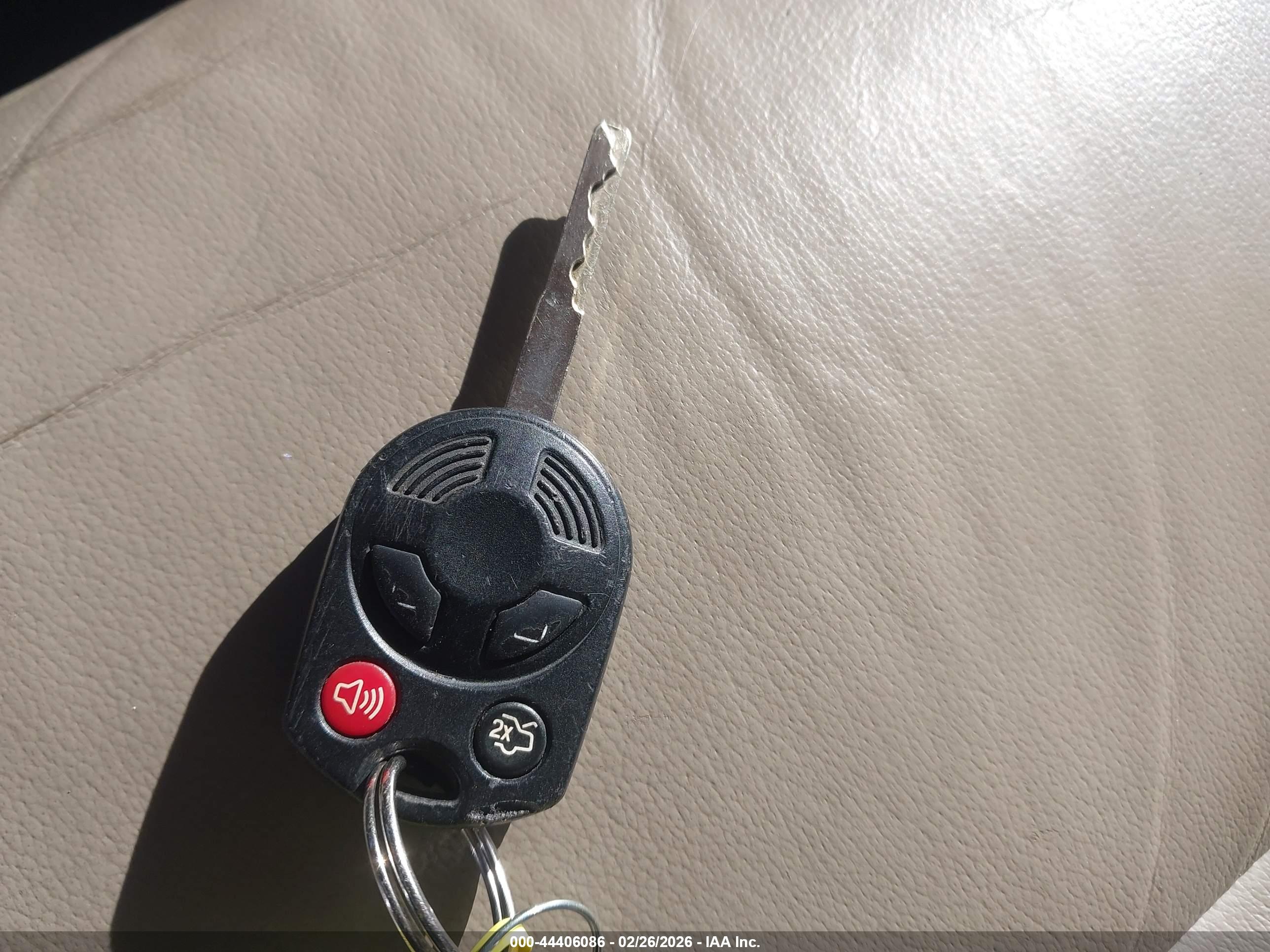 FORD ESCAPE image 11