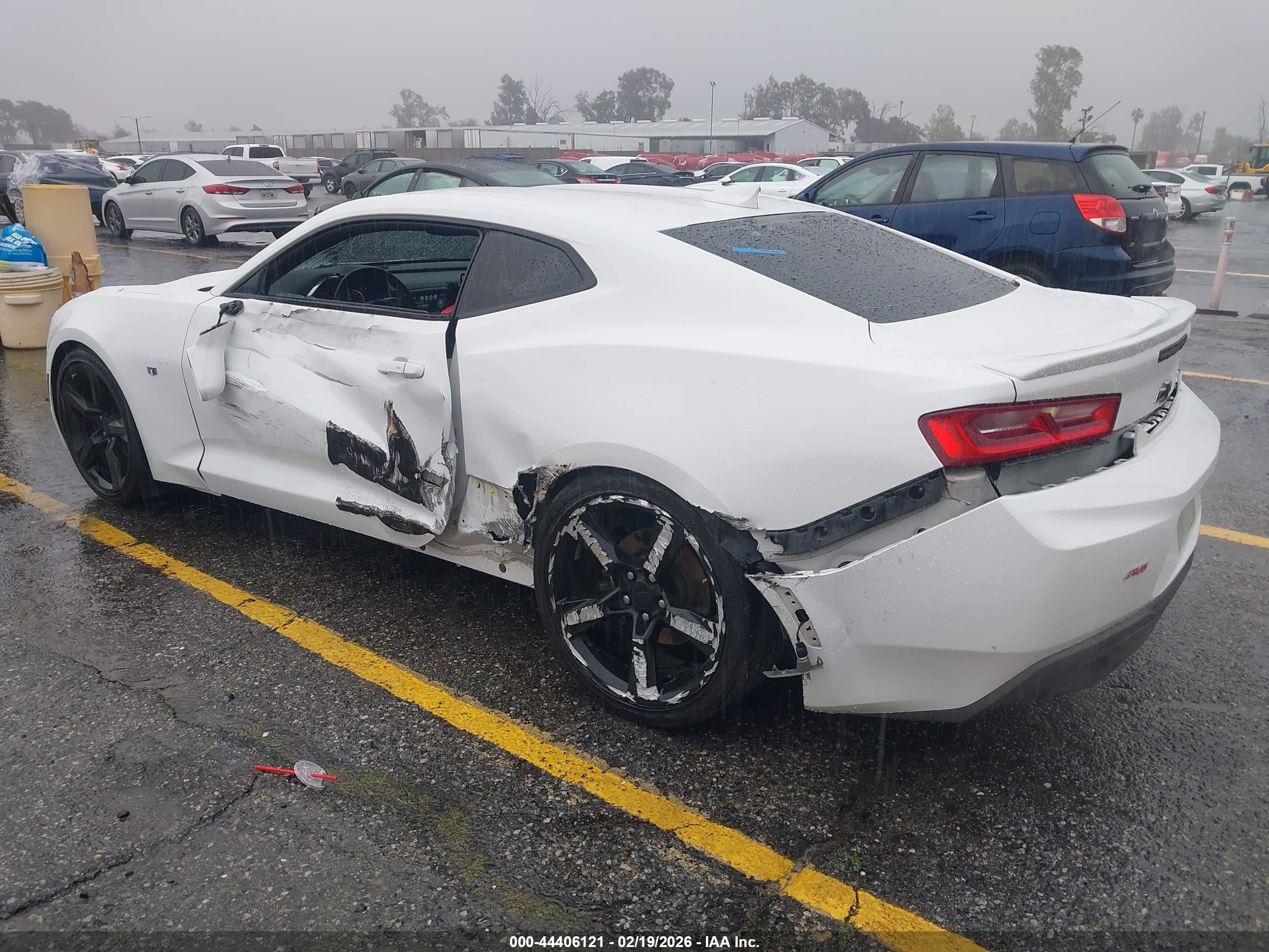 CHEVROLET CAMARO image 6