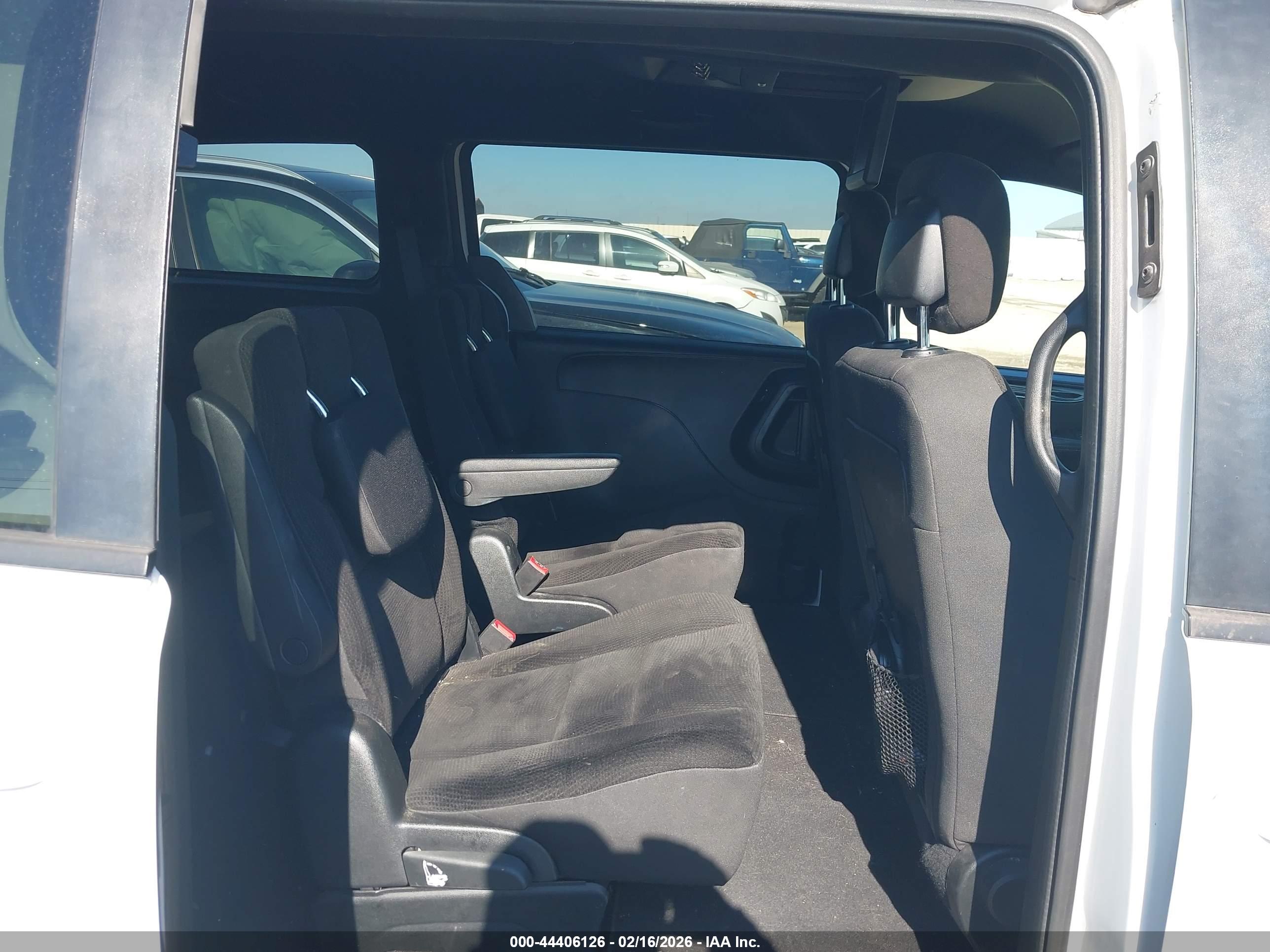 DODGE GRAND image 8