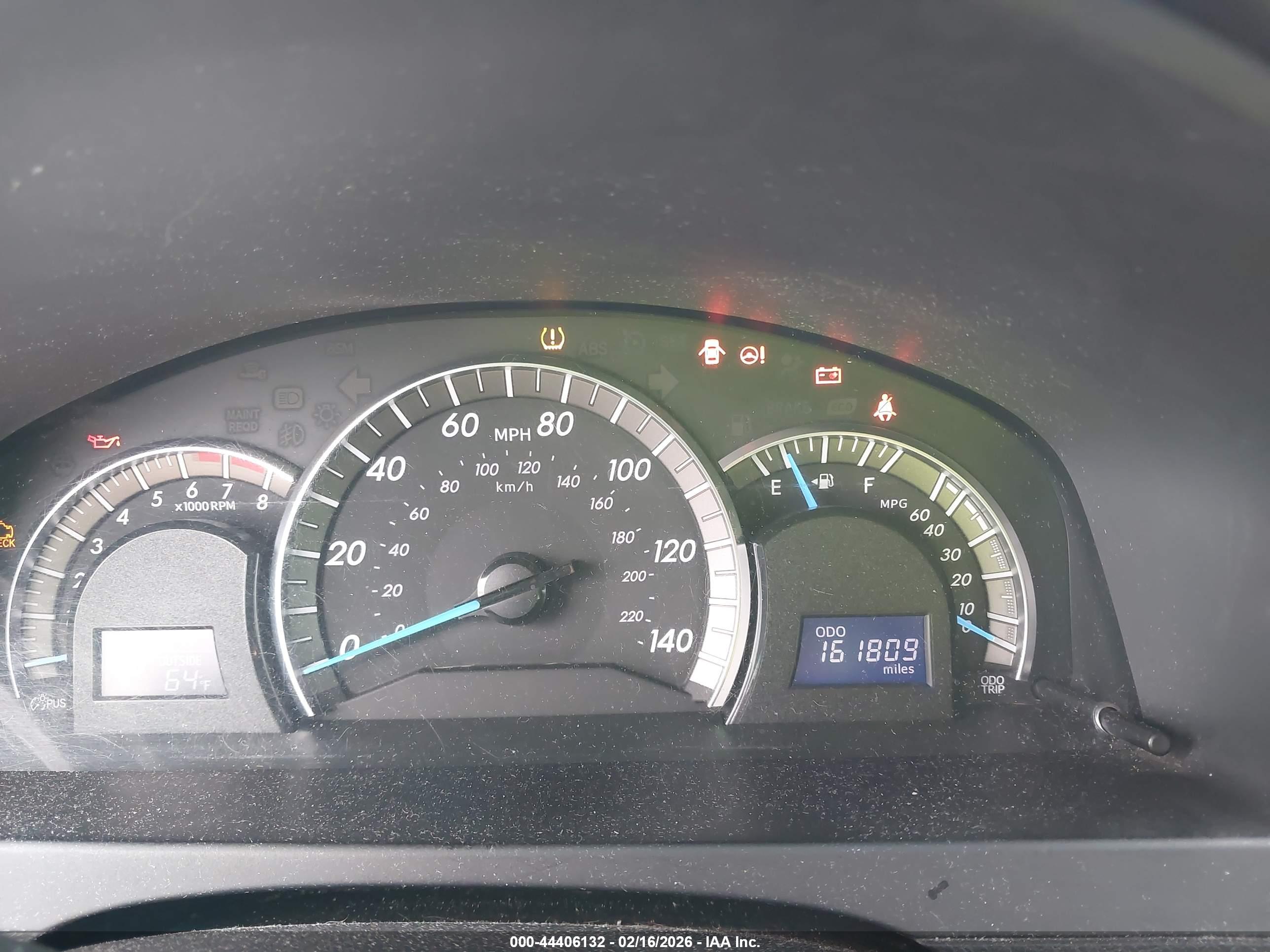 TOYOTA CAMRY image 7