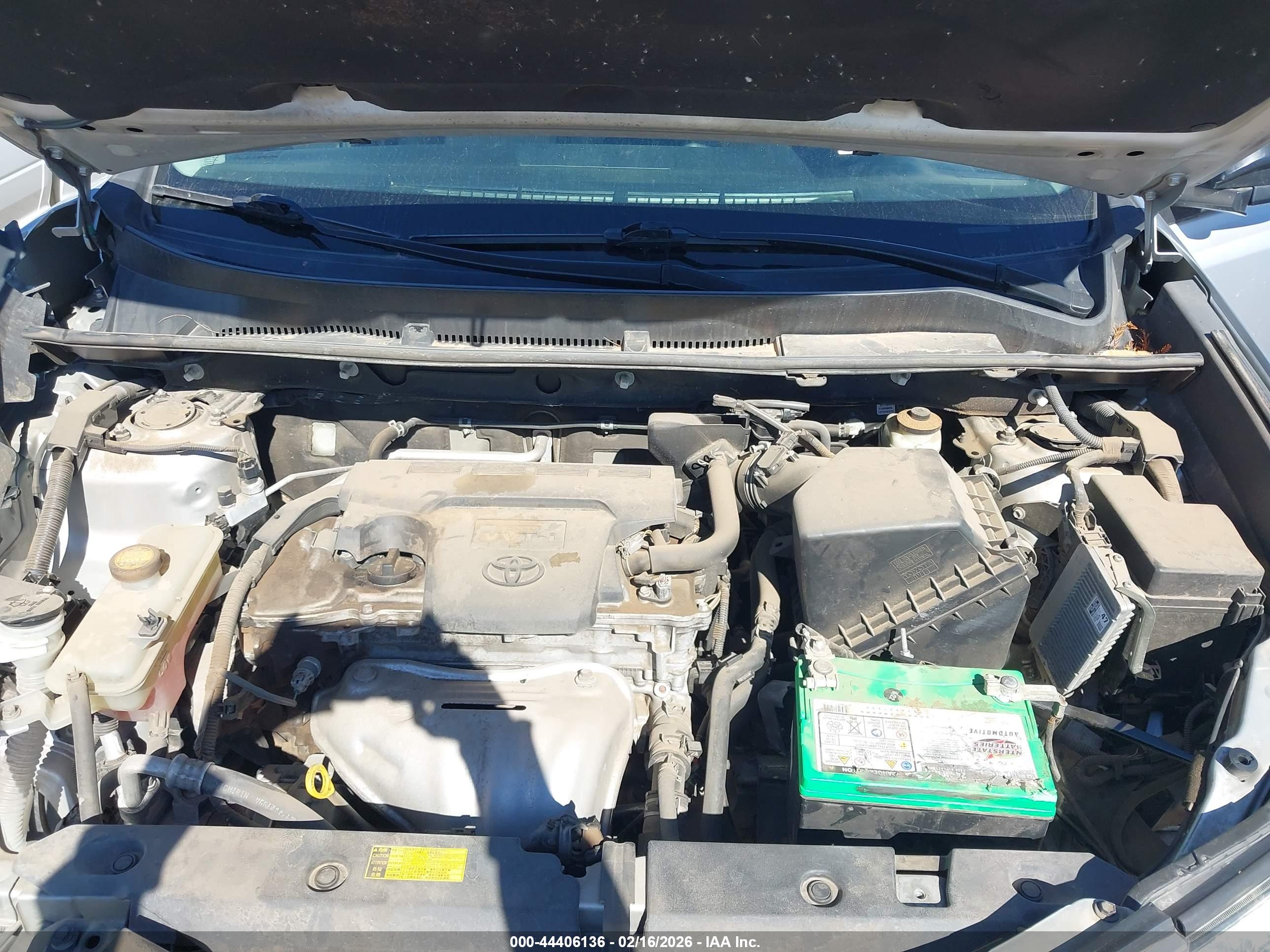 TOYOTA RAV4 image 10
