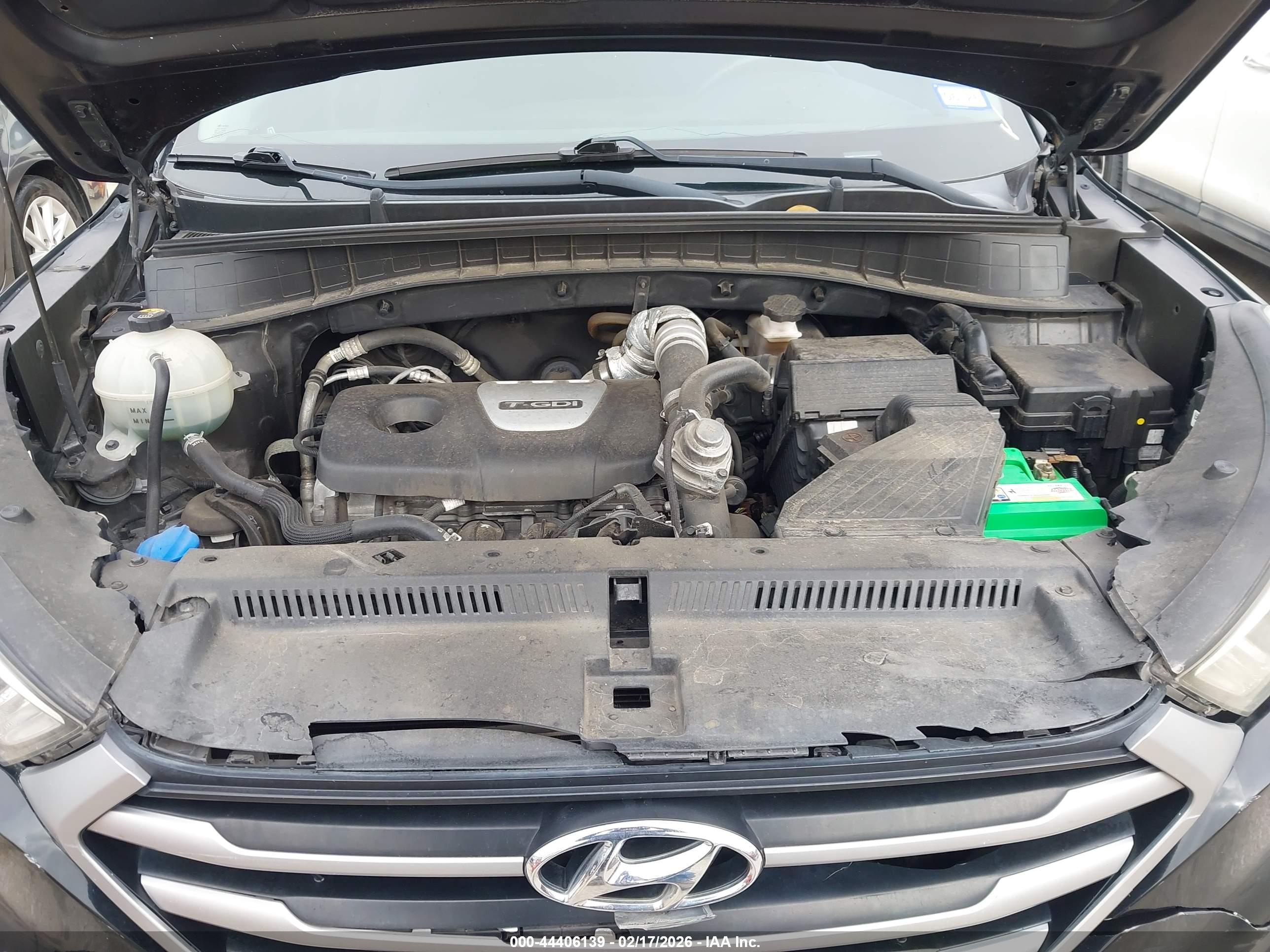 HYUNDAI TUCSON image 10