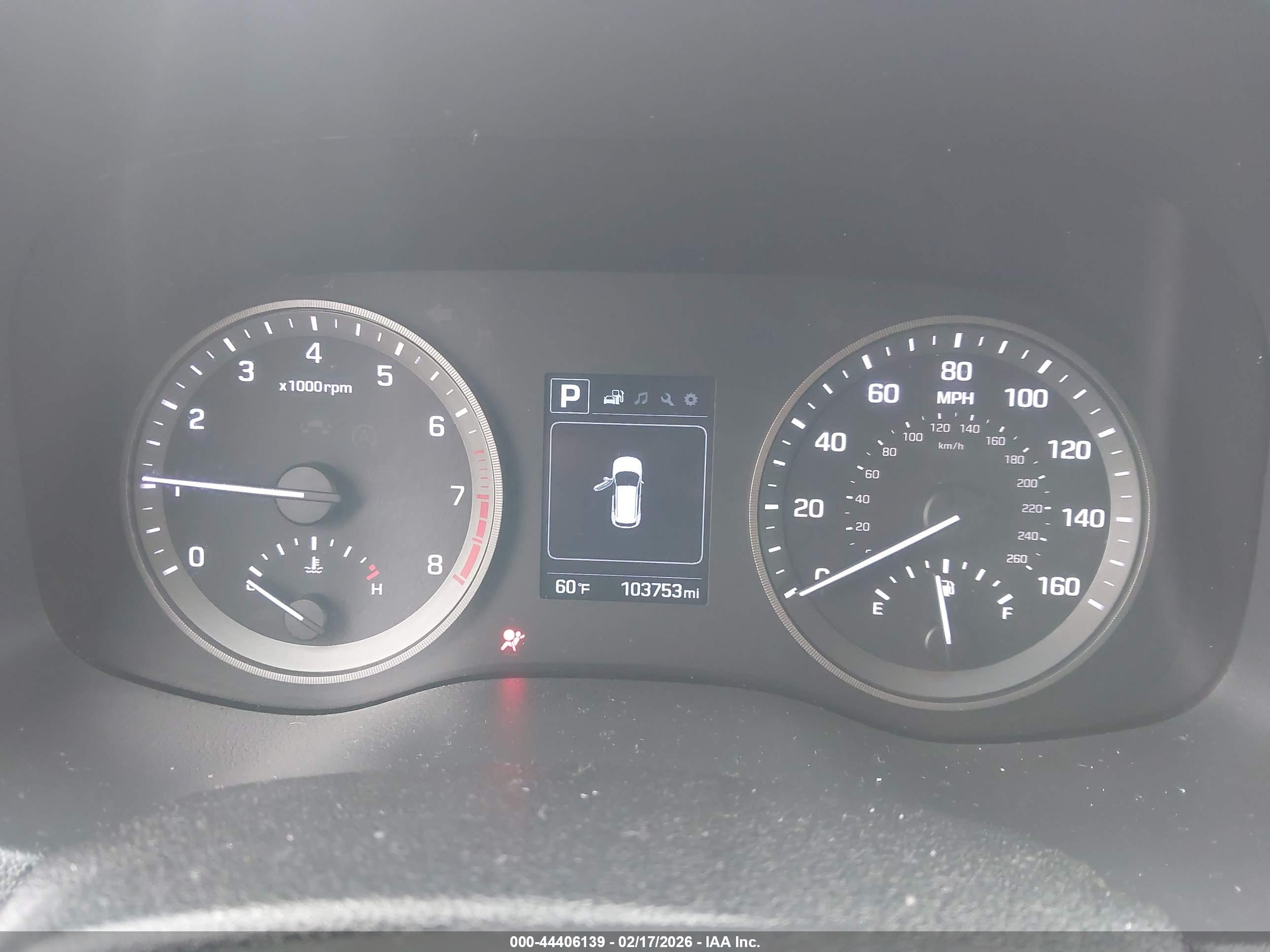 HYUNDAI TUCSON image 7