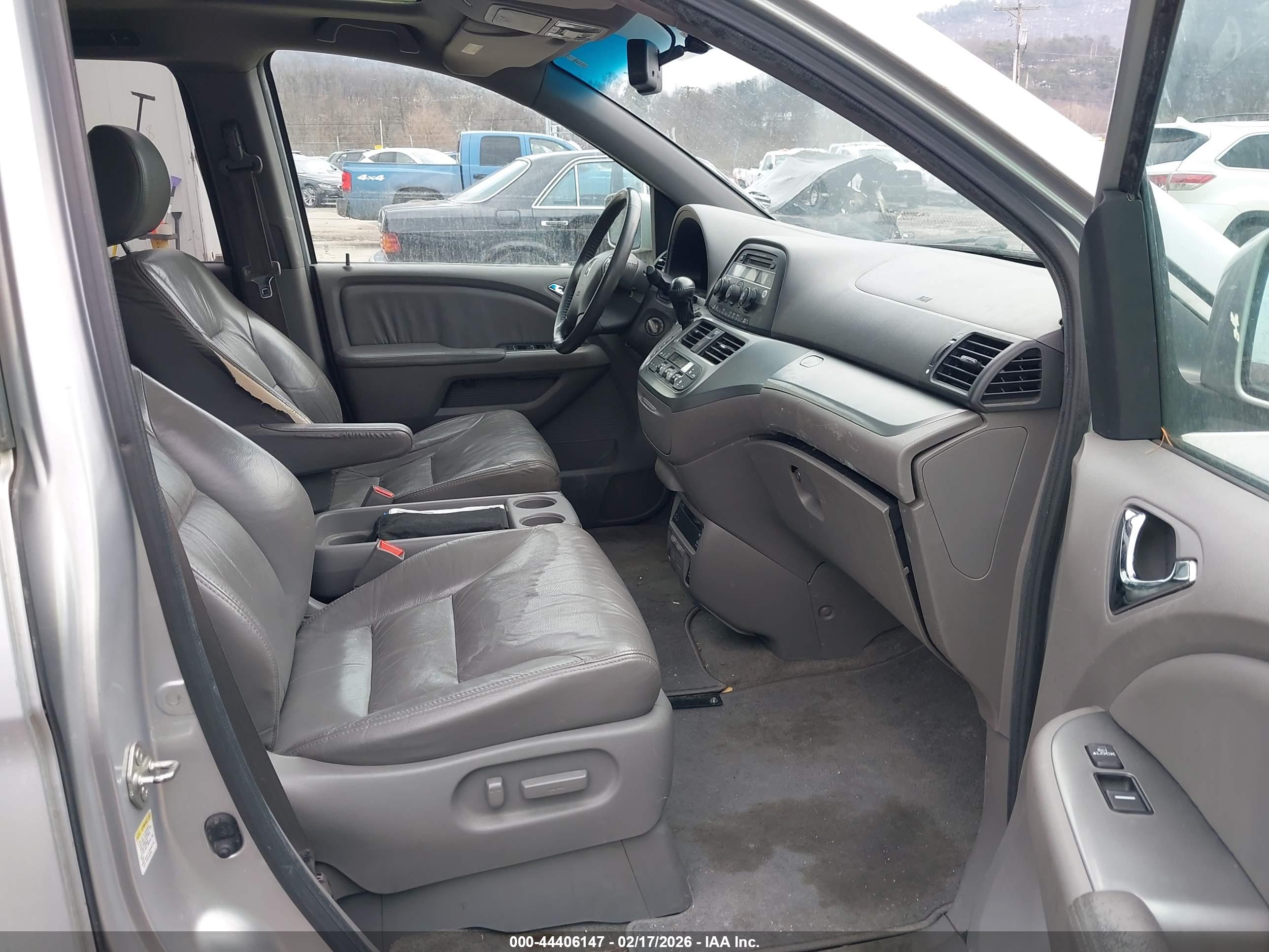 HONDA ODYSSEY image 5