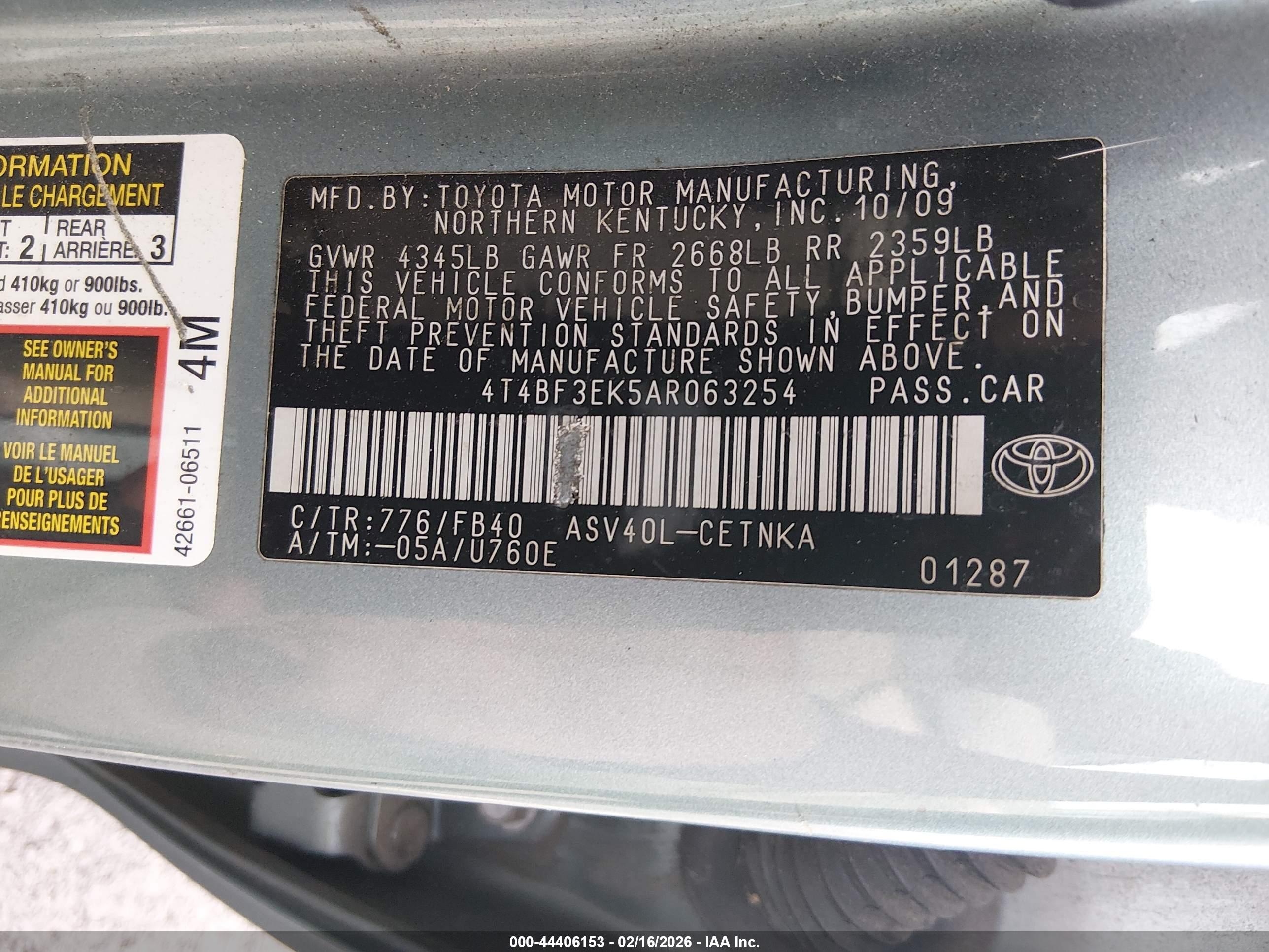 TOYOTA CAMRY image 9