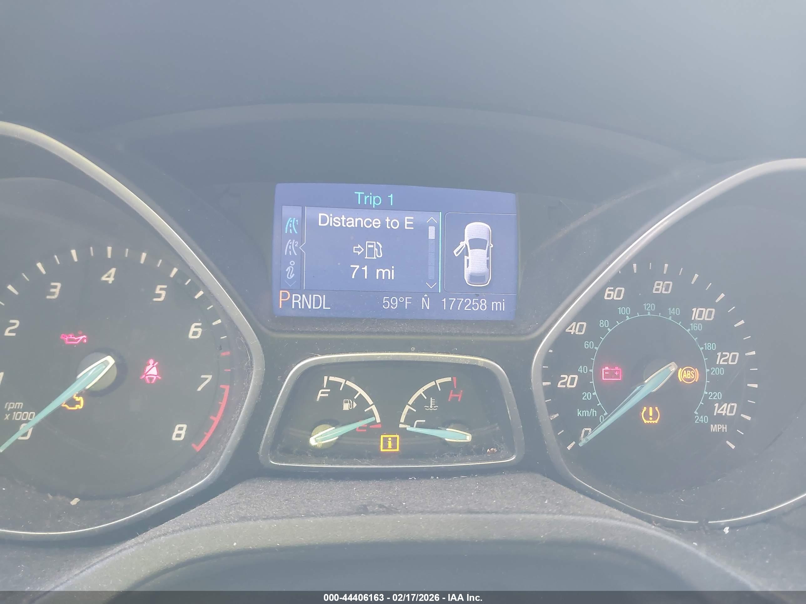 FORD FOCUS image 7
