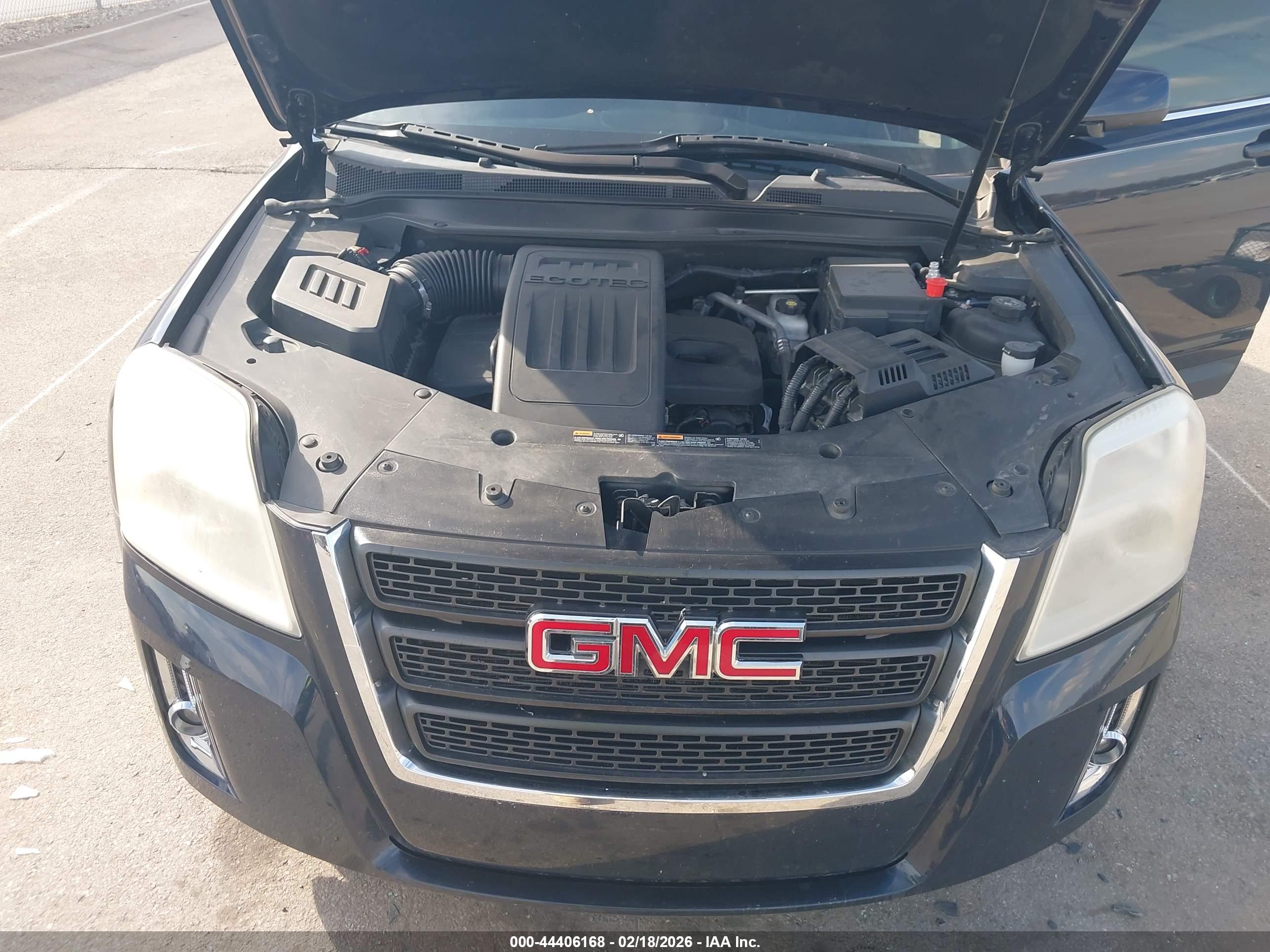 GMC TERRAIN image 10
