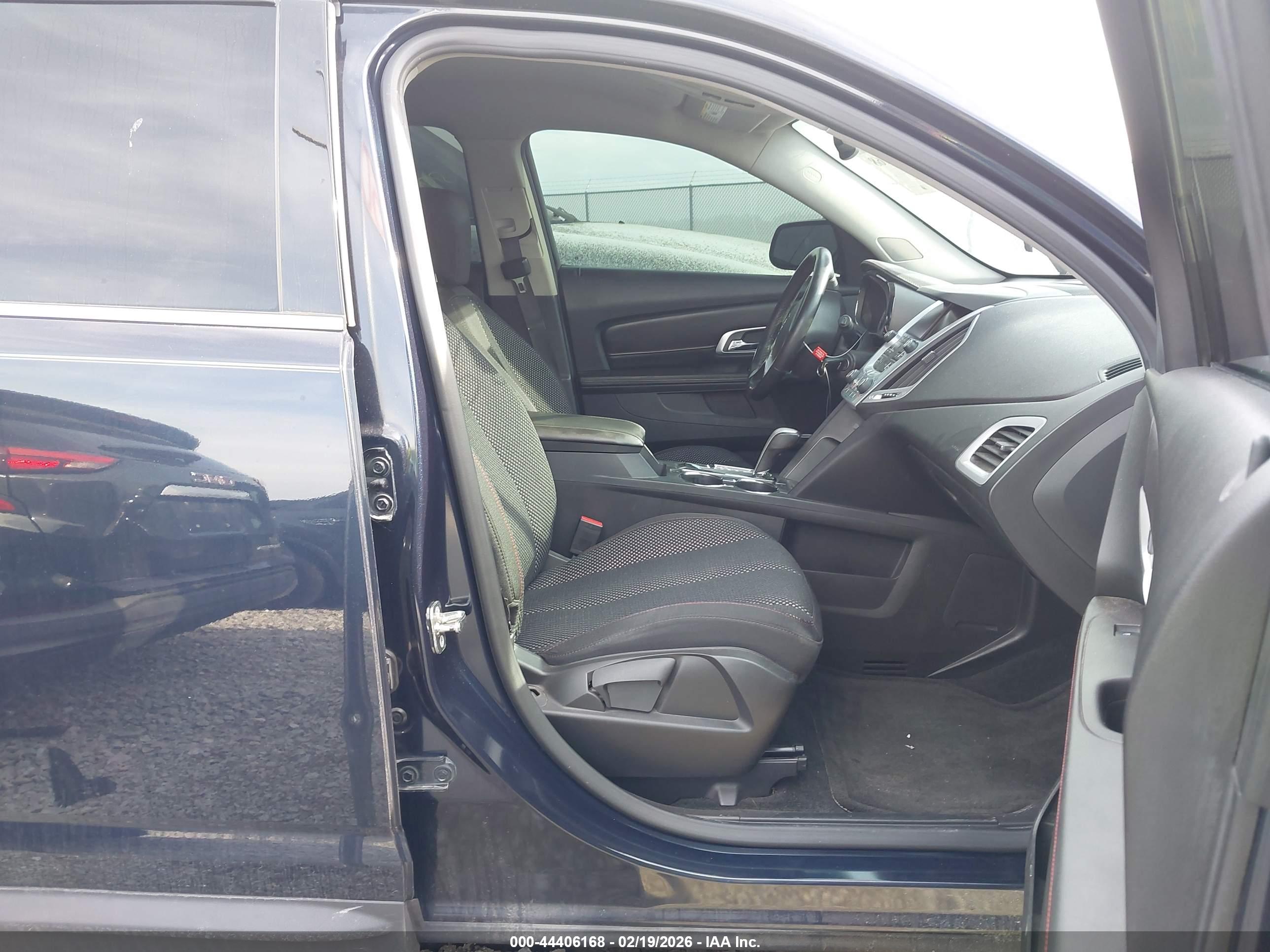 GMC TERRAIN image 5
