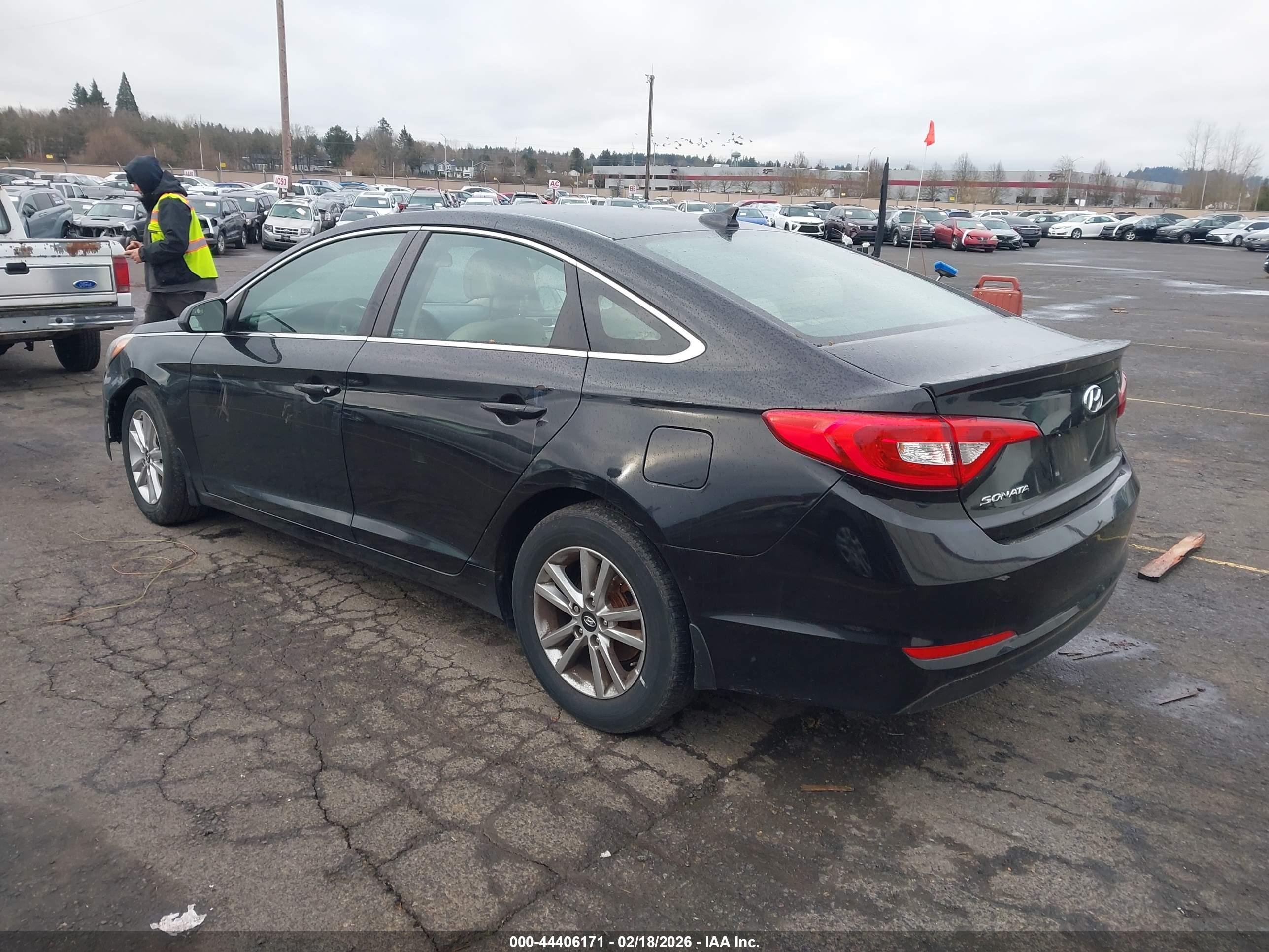 HYUNDAI SONATA image 3