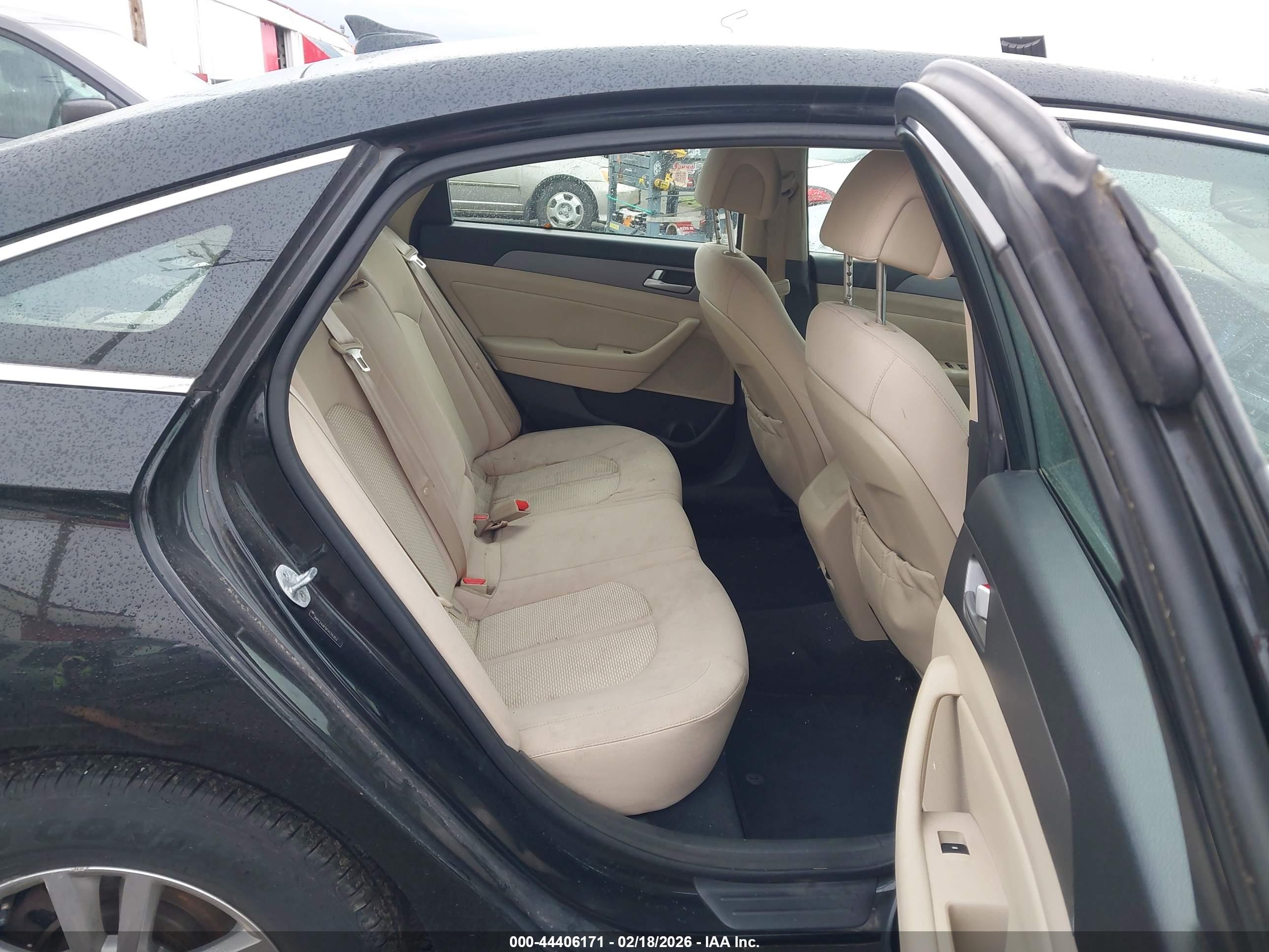 HYUNDAI SONATA image 8