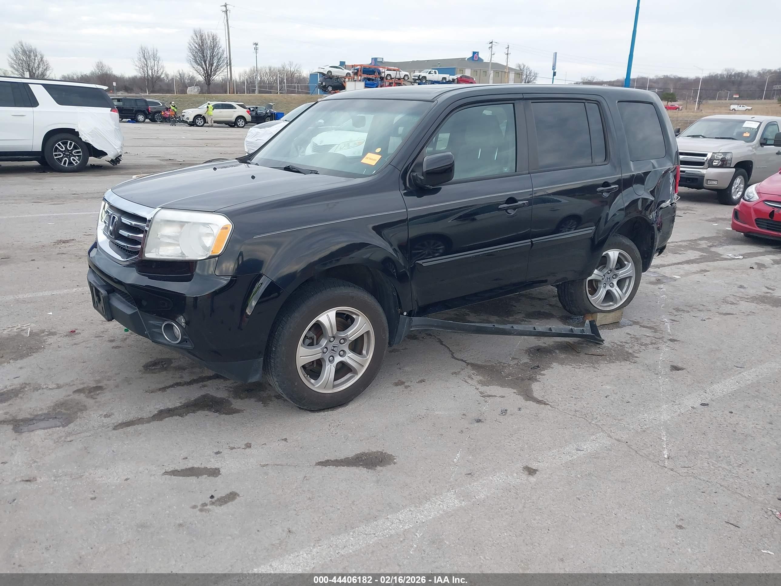 HONDA PILOT image 2