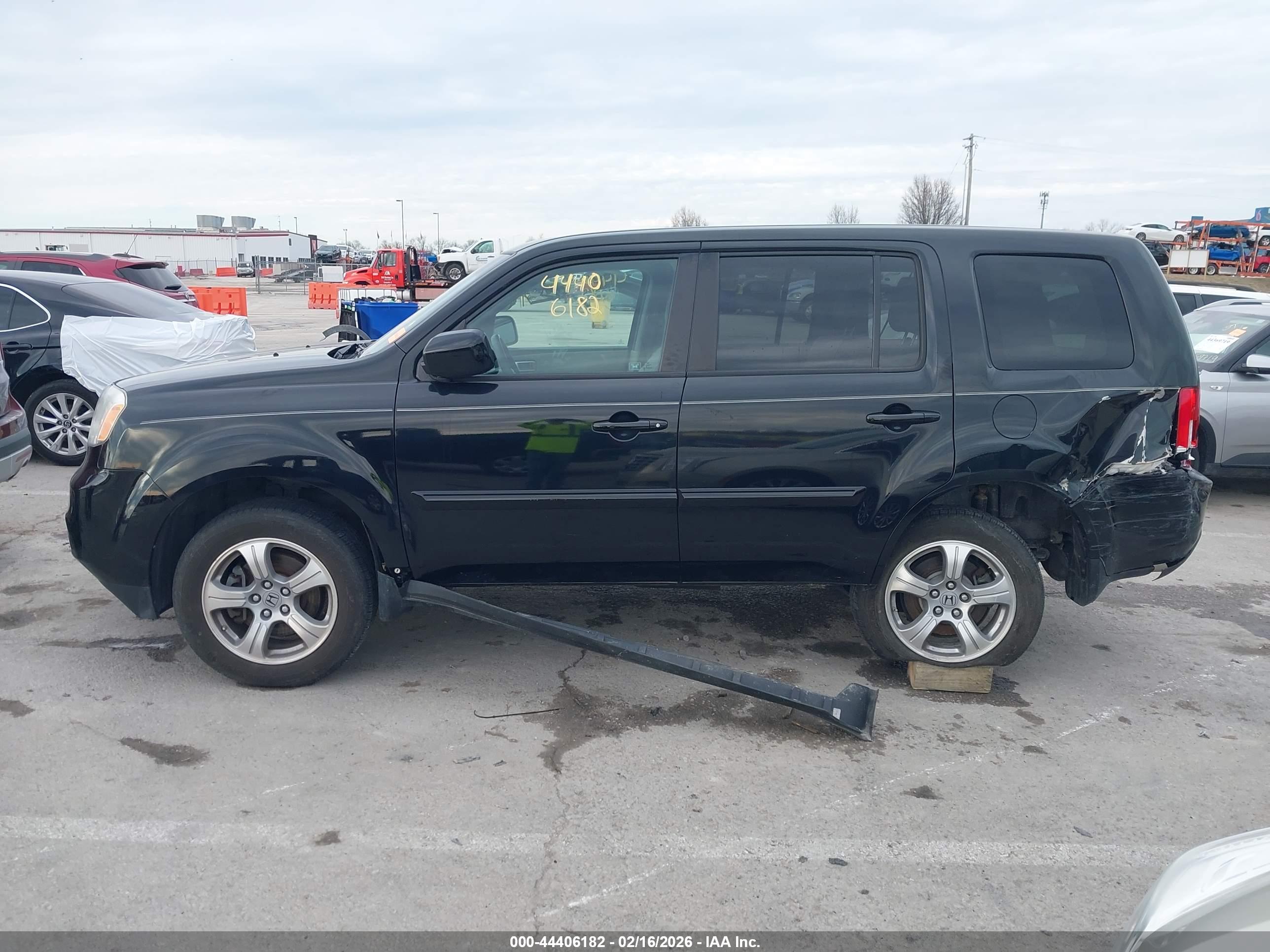 HONDA PILOT image 6