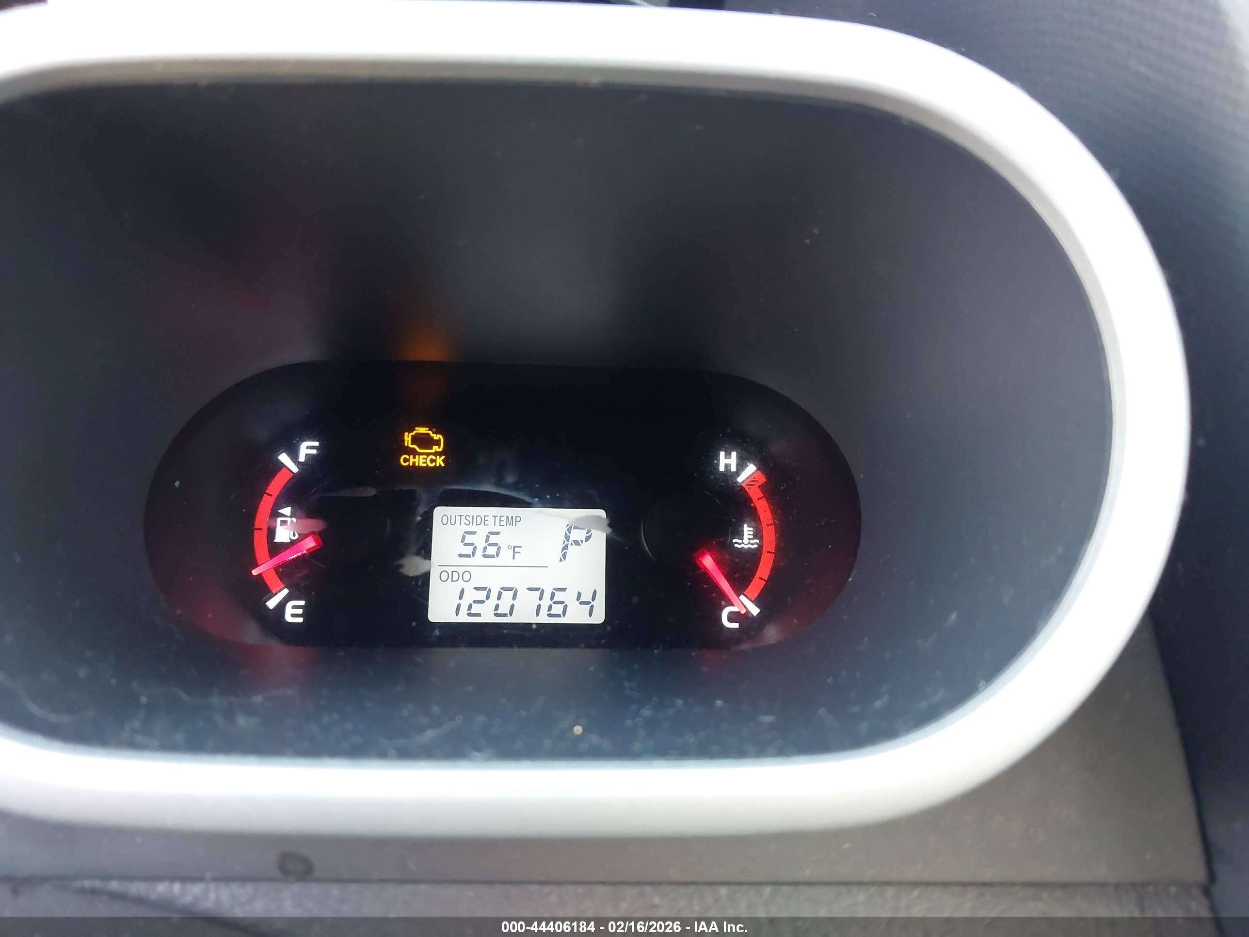 TOYOTA MATRIX image 7