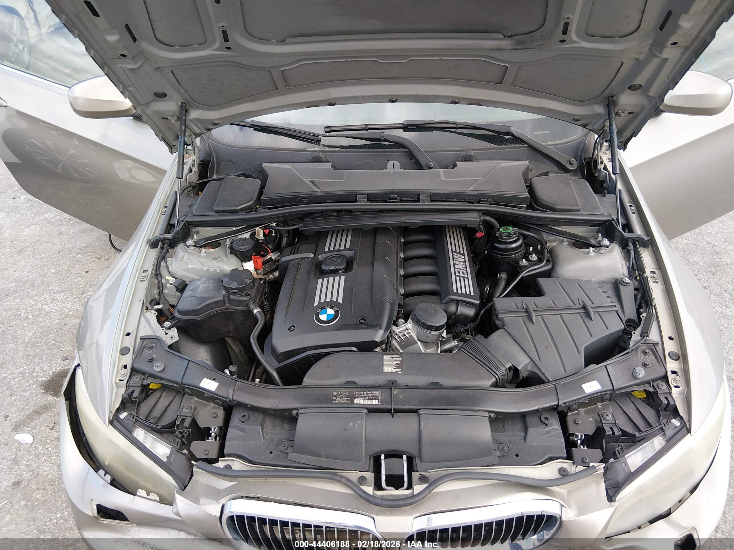 BMW 328I image 10