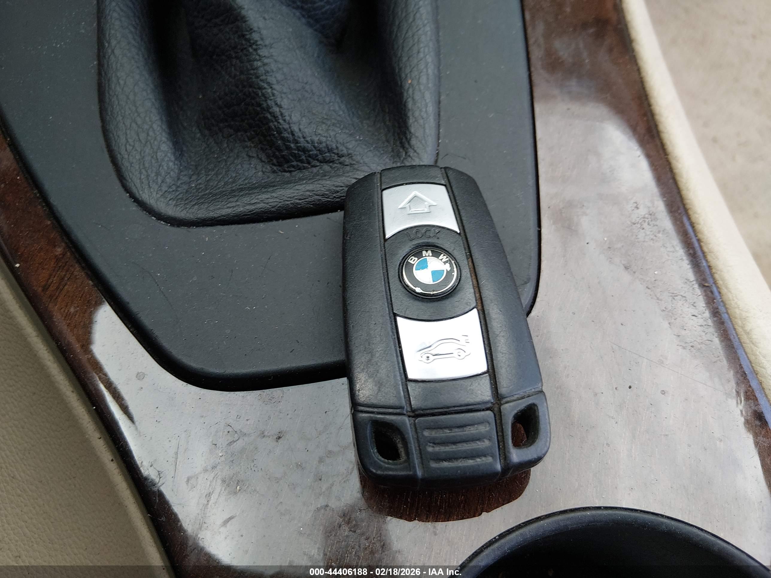 BMW 328I image 11