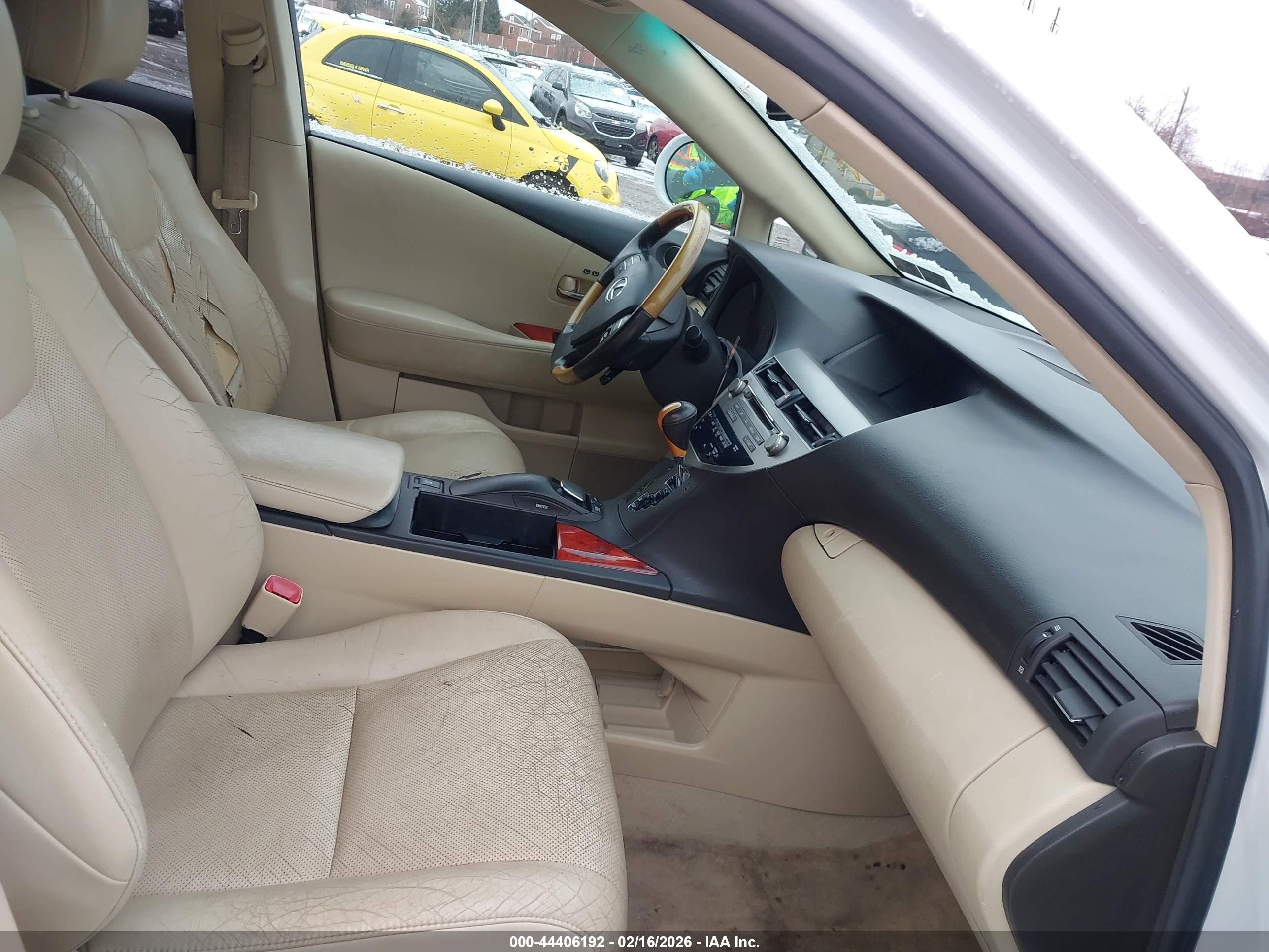 LEXUS RX image 5