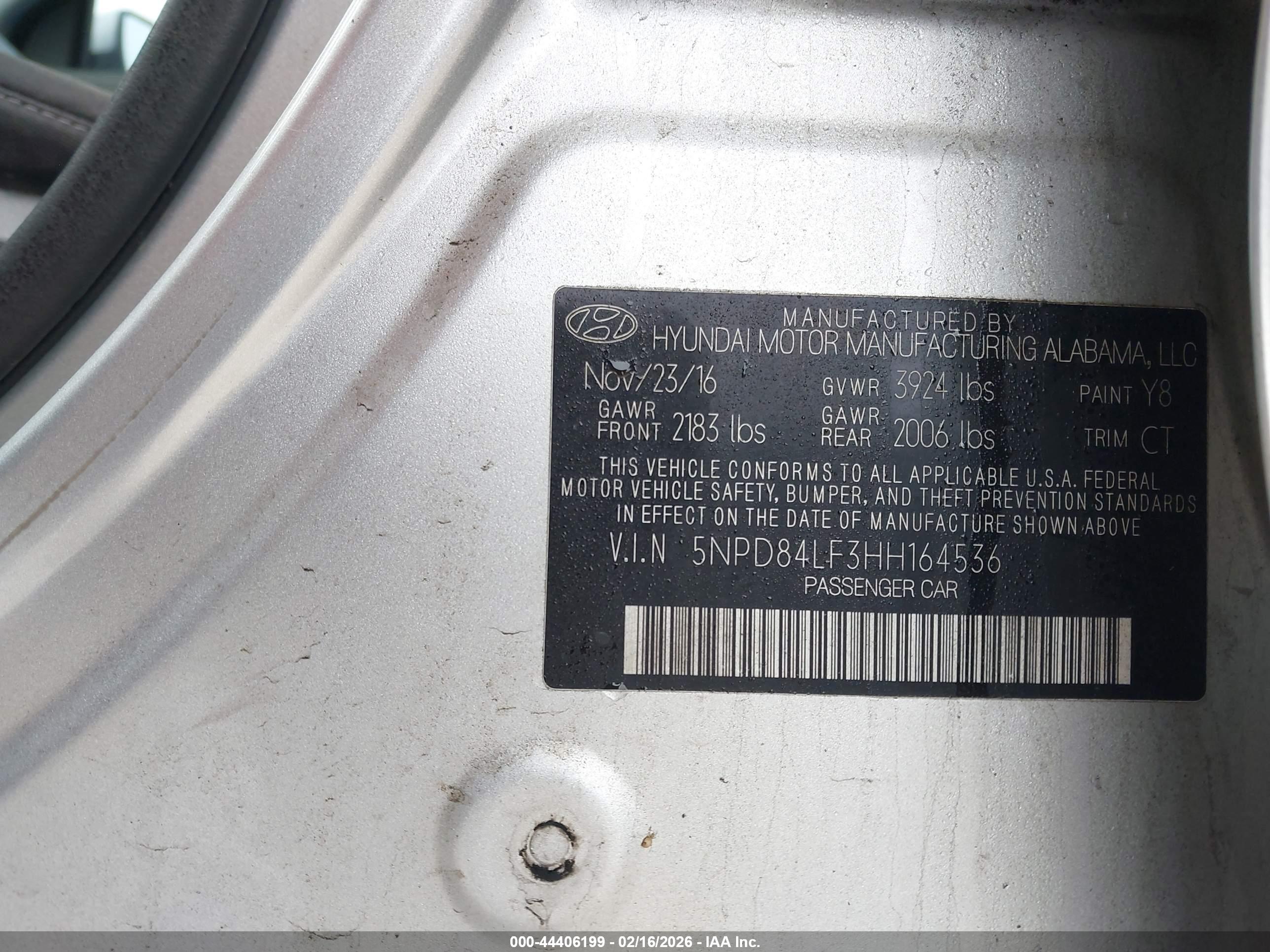 HYUNDAI ELANTRA image 9