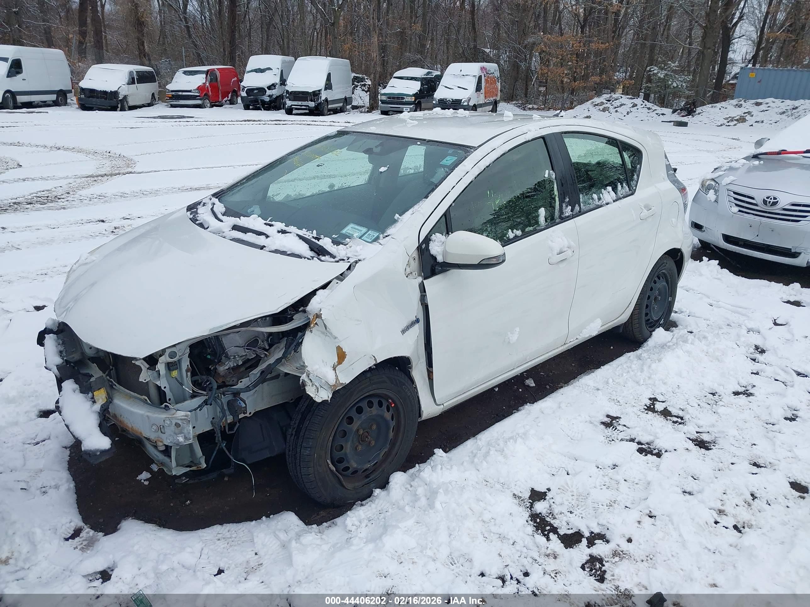 TOYOTA PRIUS image 2