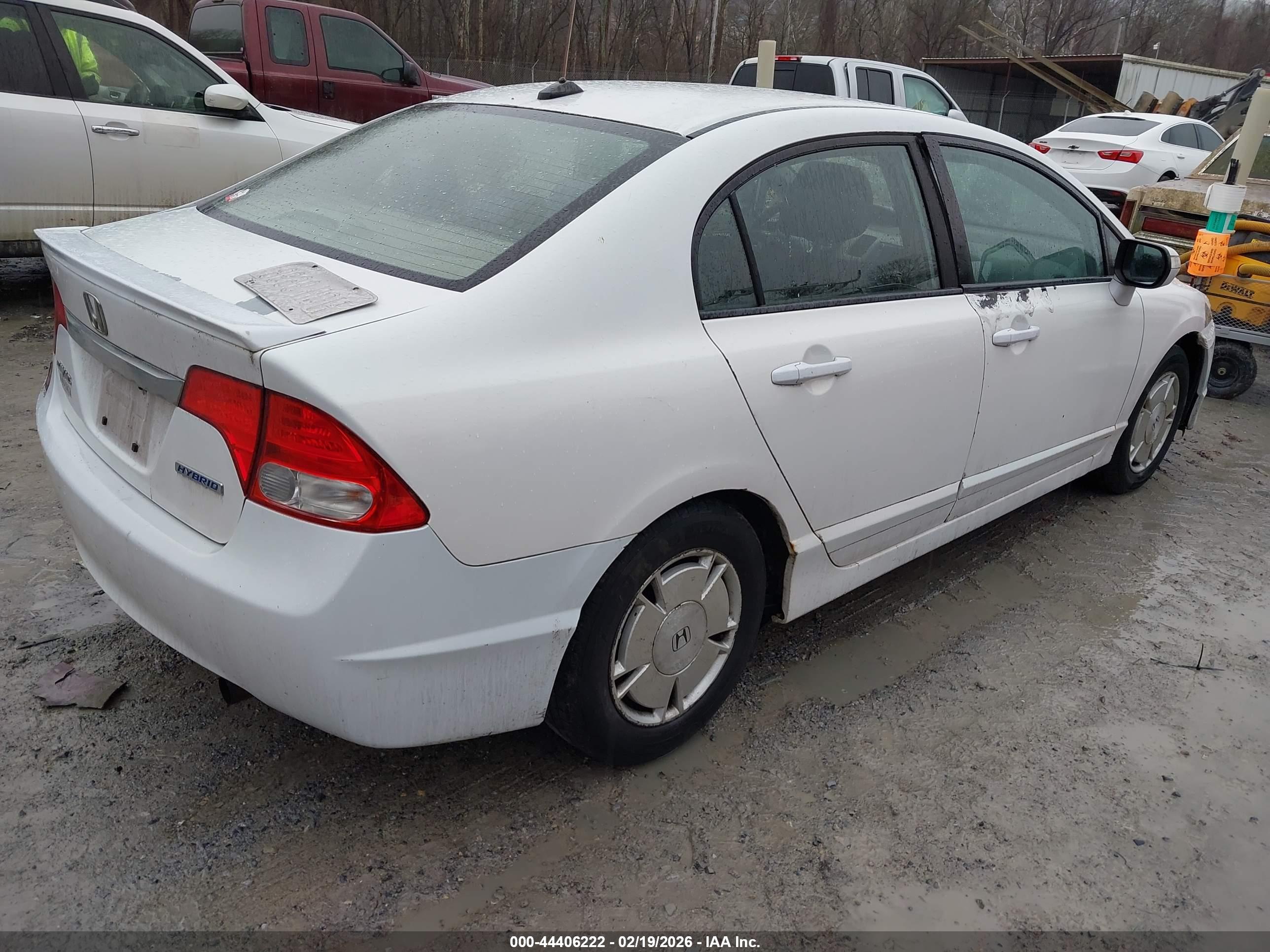 HONDA CIVIC image 4