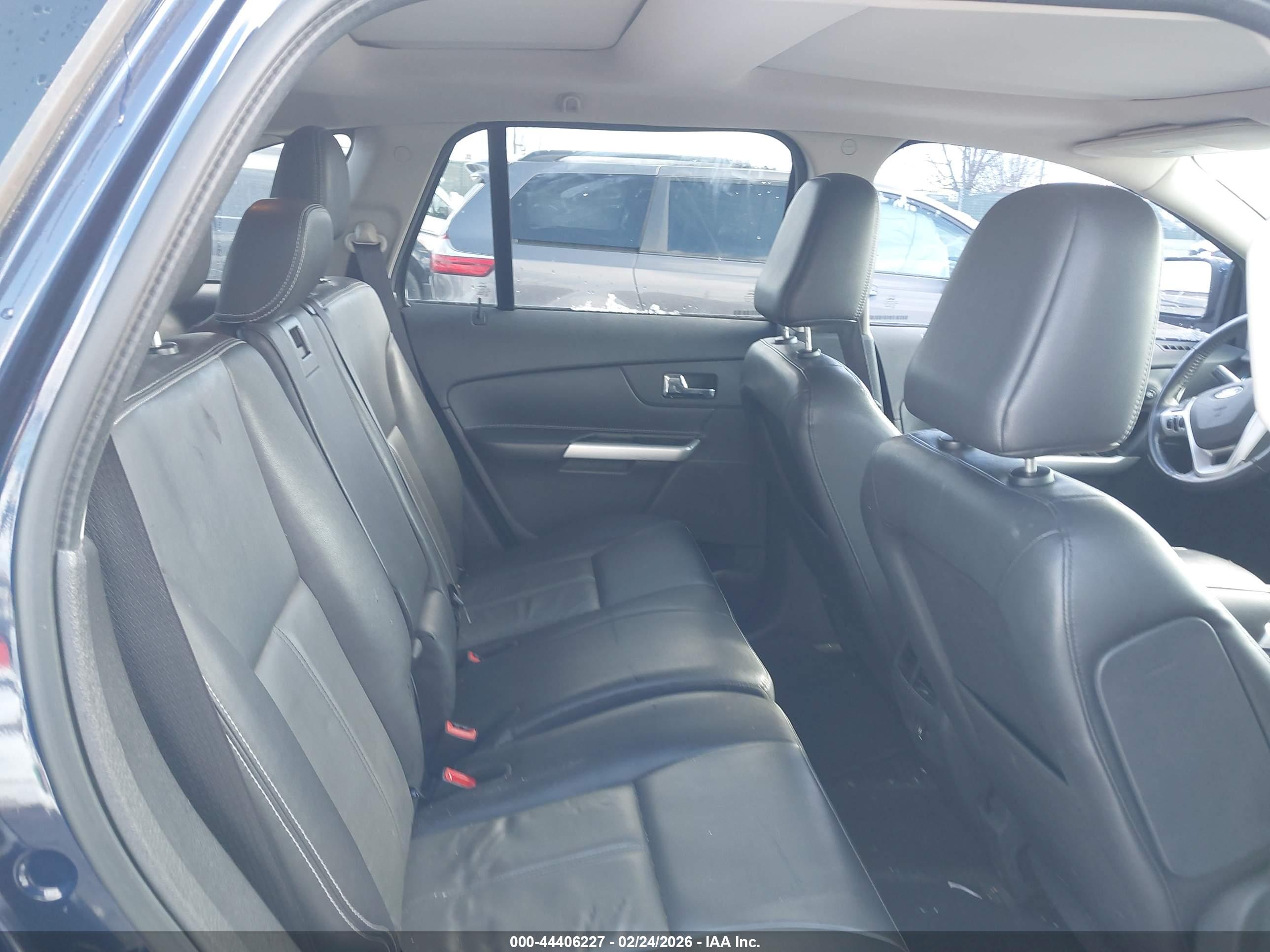 FORD EDGE image 8