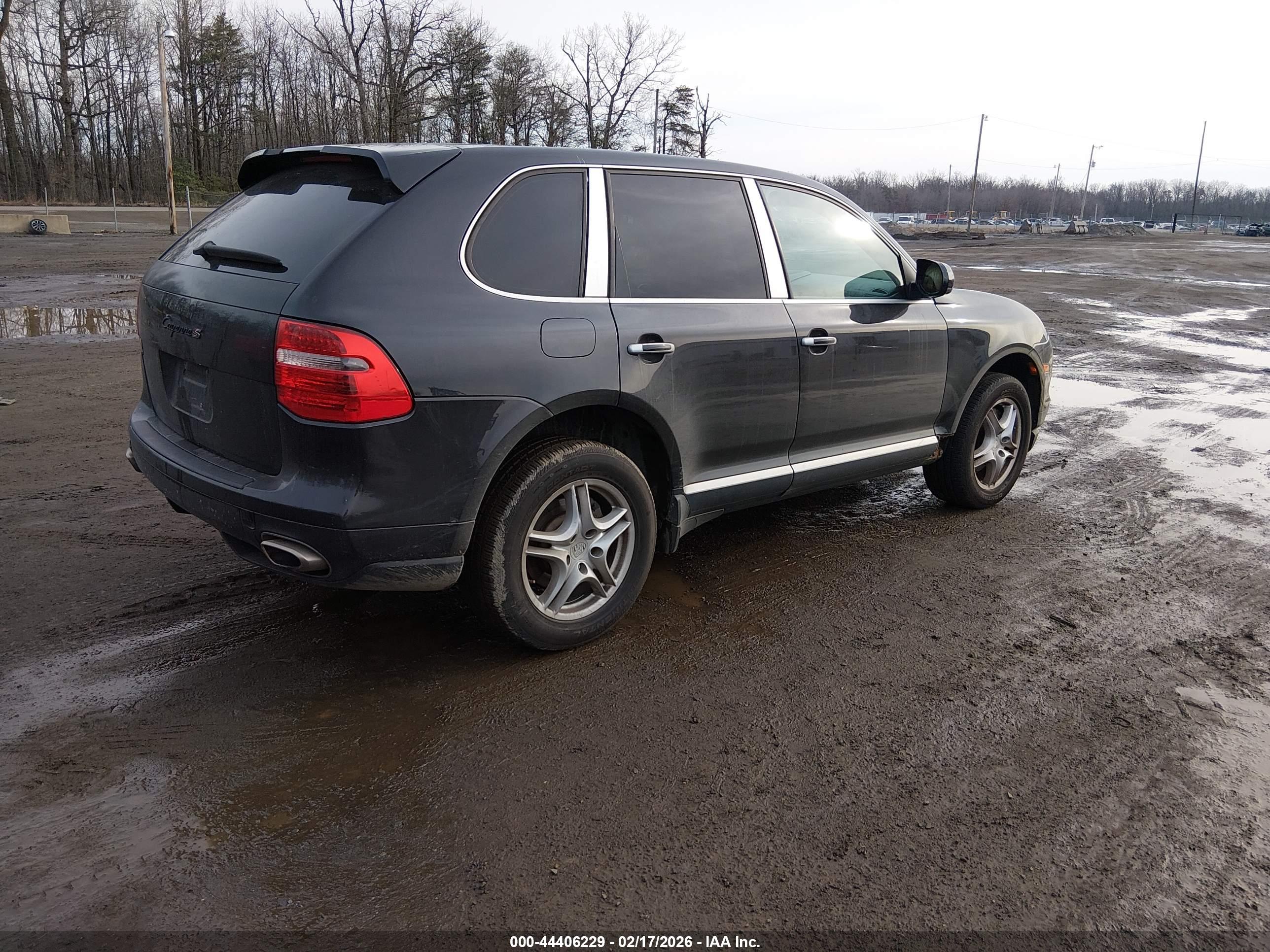PORSCHE CAYENNE image 4