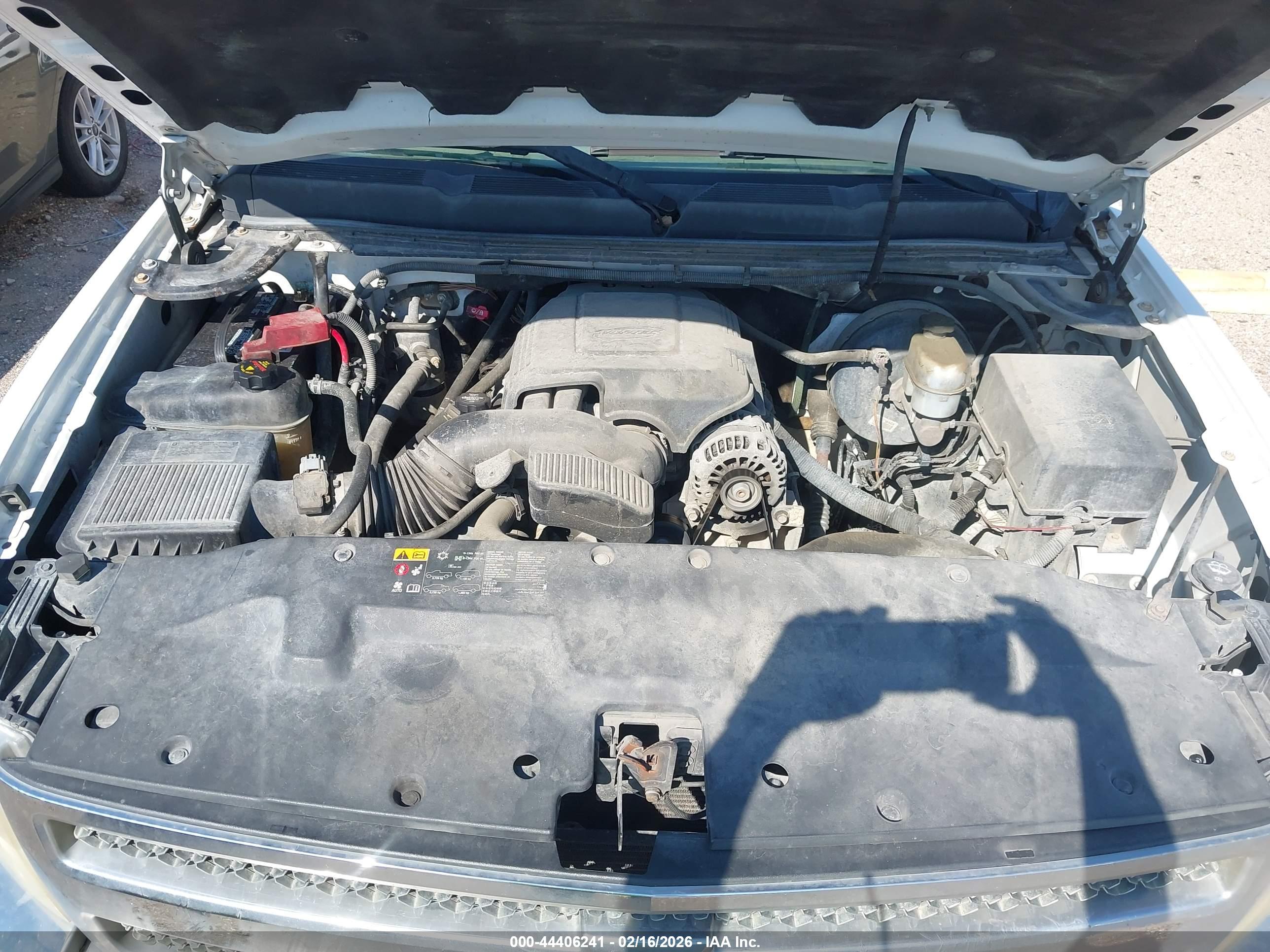 CHEVROLET SILVERADO image 10