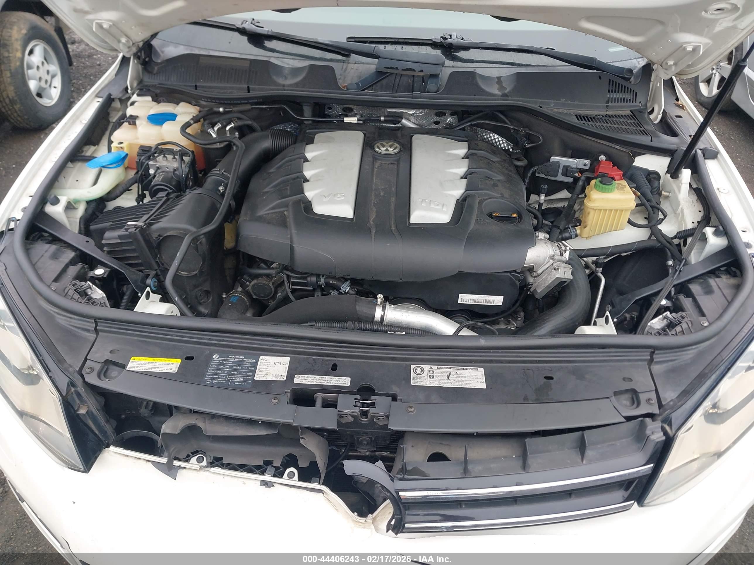 VOLKSWAGEN TOUAREG image 10