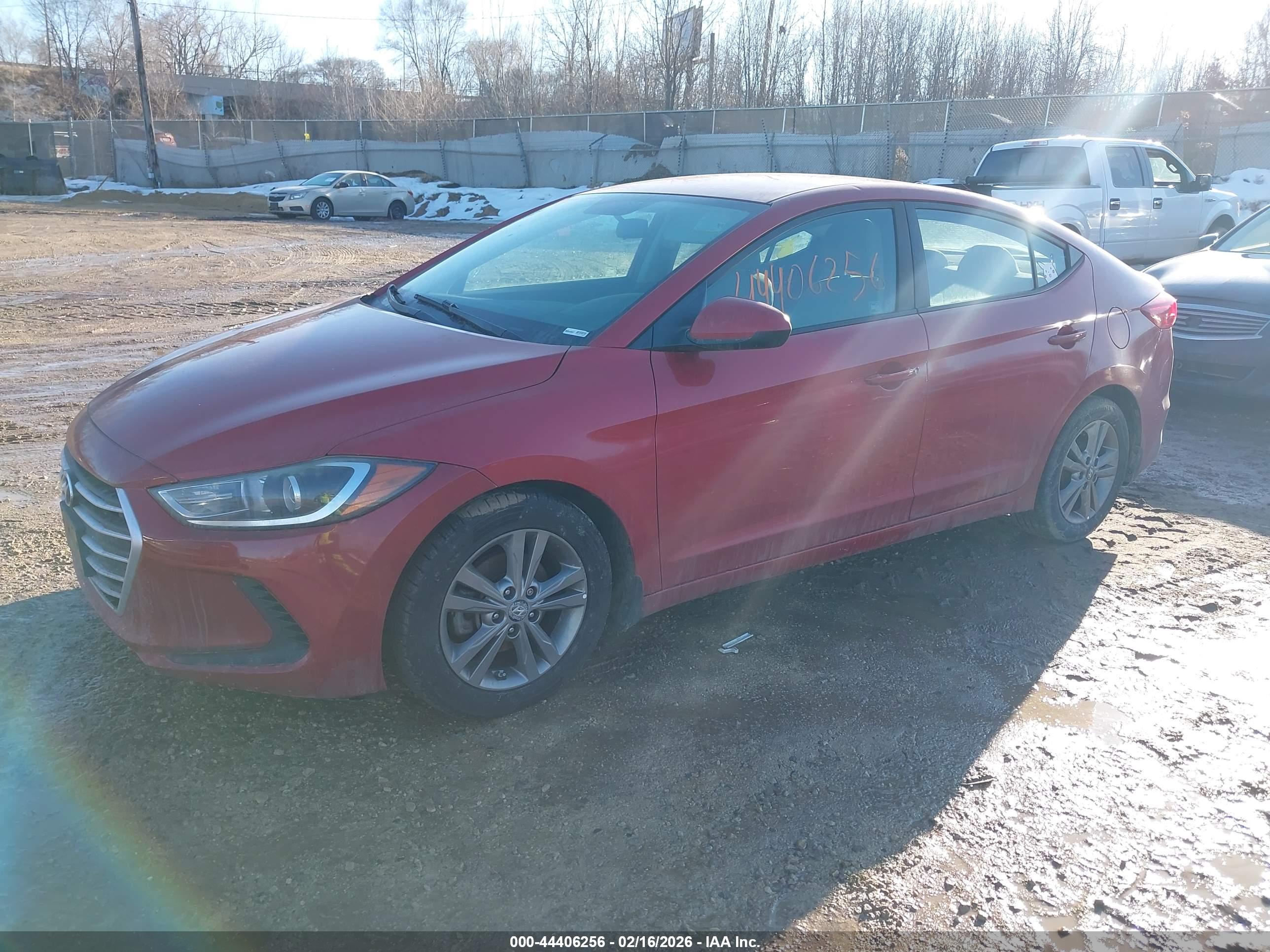 HYUNDAI ELANTRA image 2