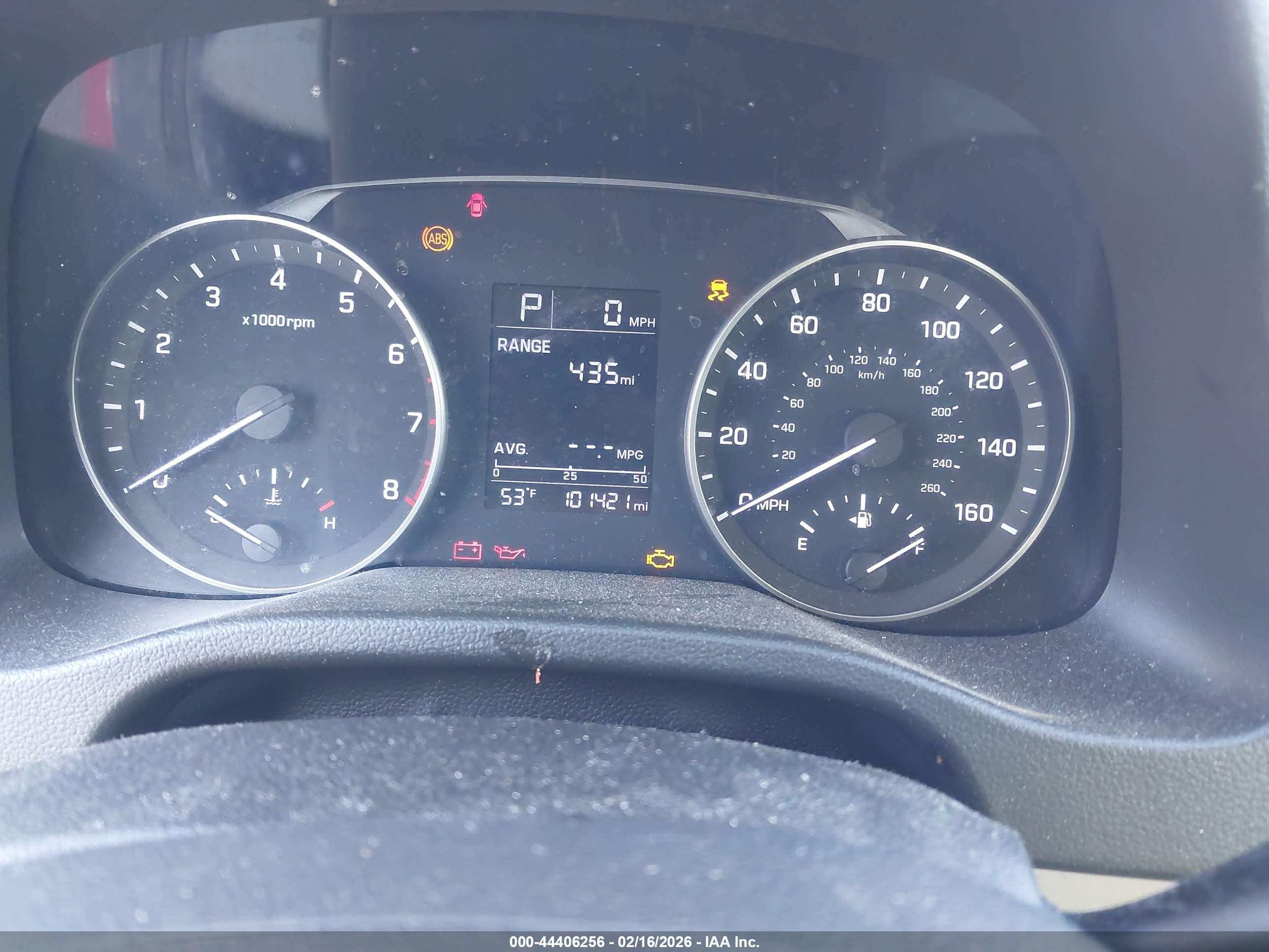 HYUNDAI ELANTRA image 7