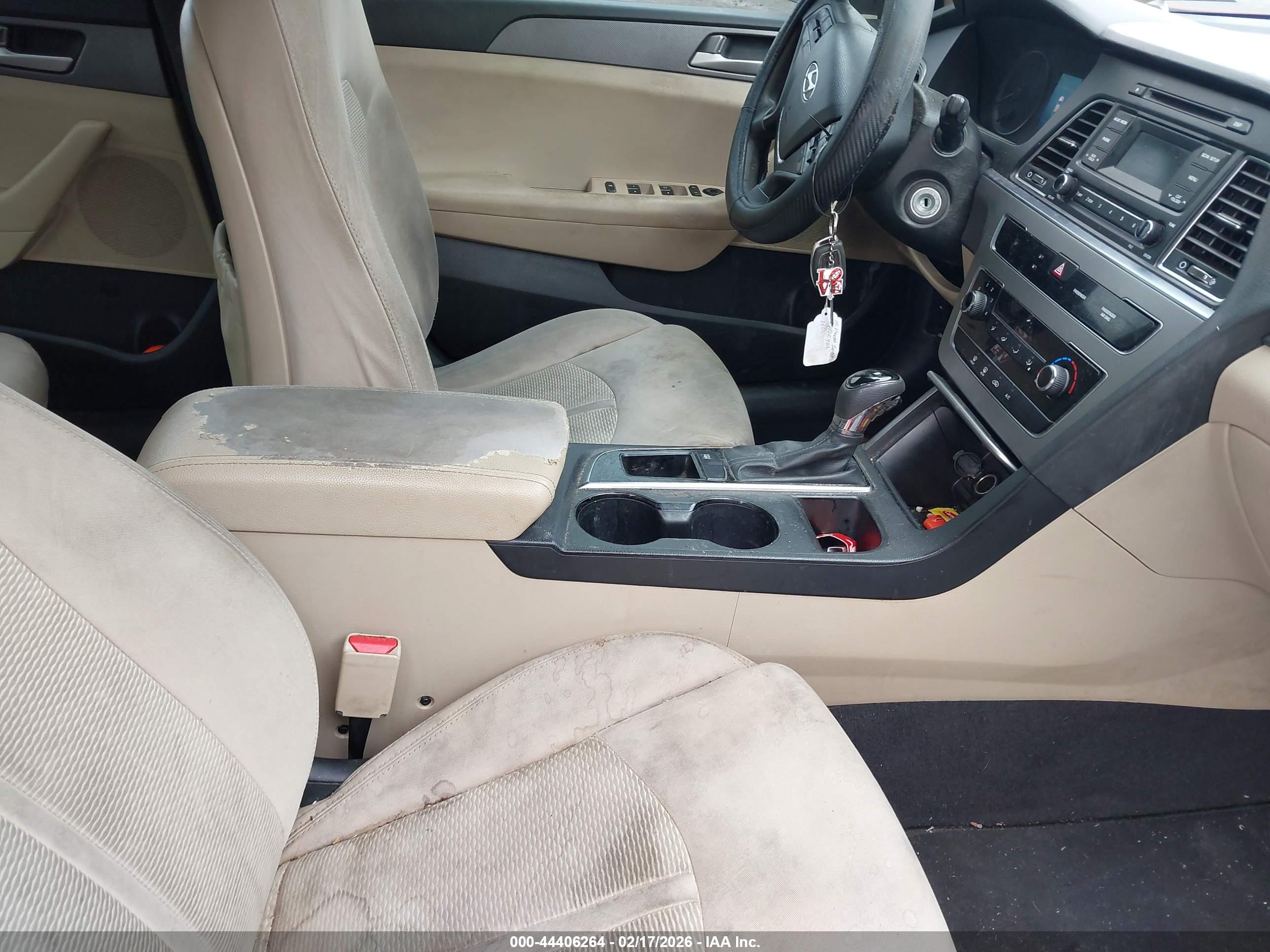 HYUNDAI SONATA image 5