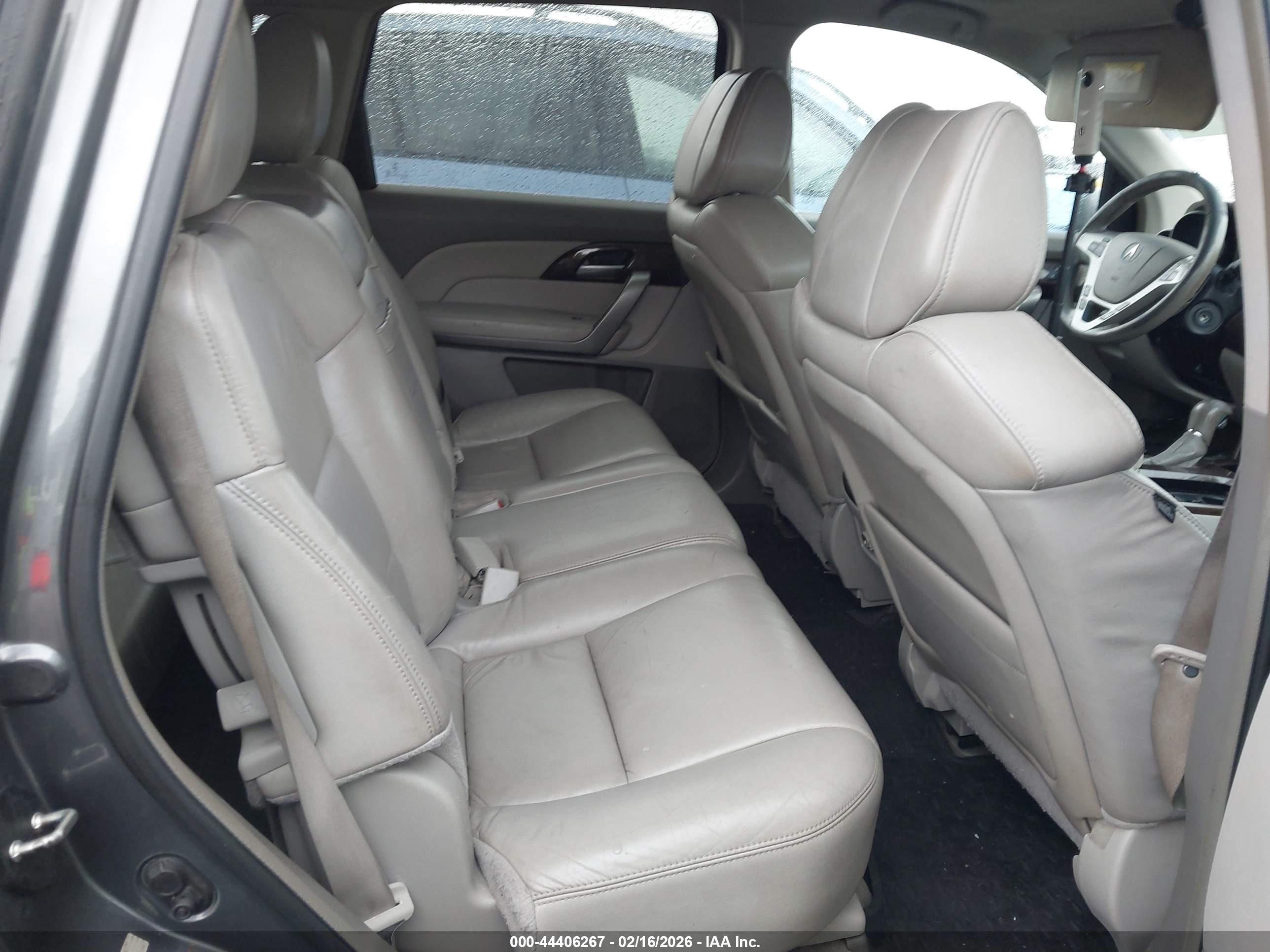 ACURA MDX image 8