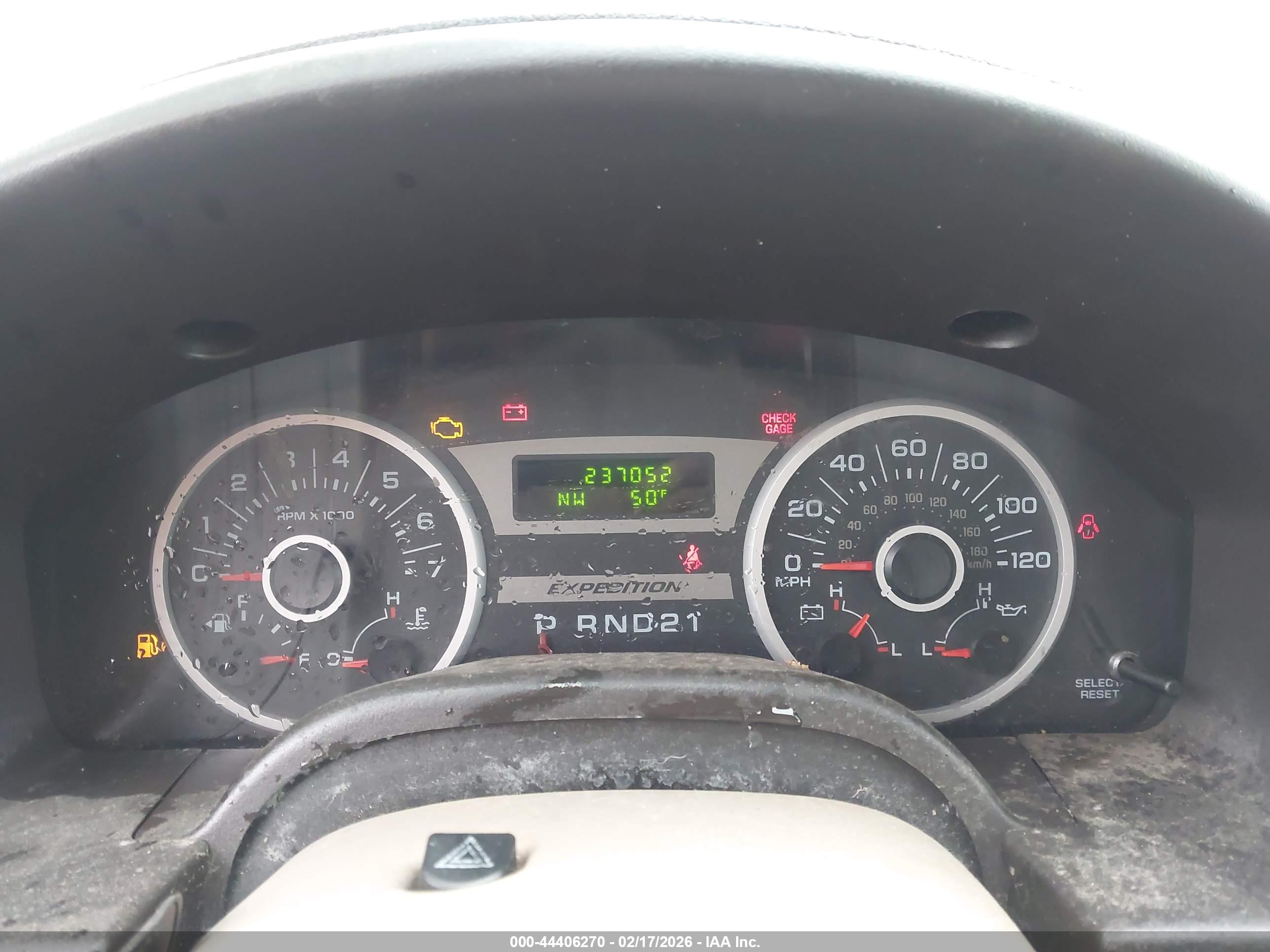 FORD EXPEDITION image 7