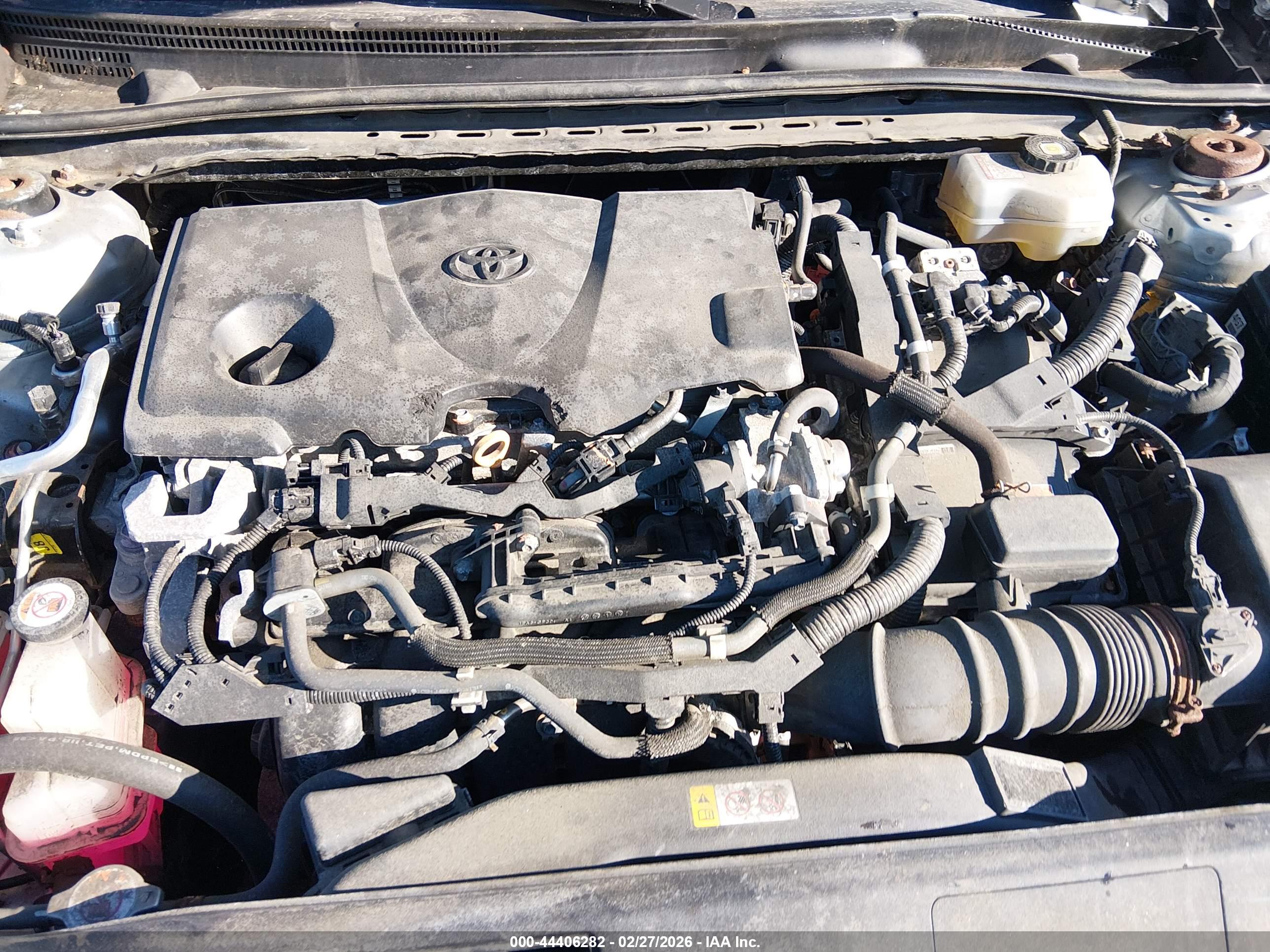 TOYOTA CAMRY image 10